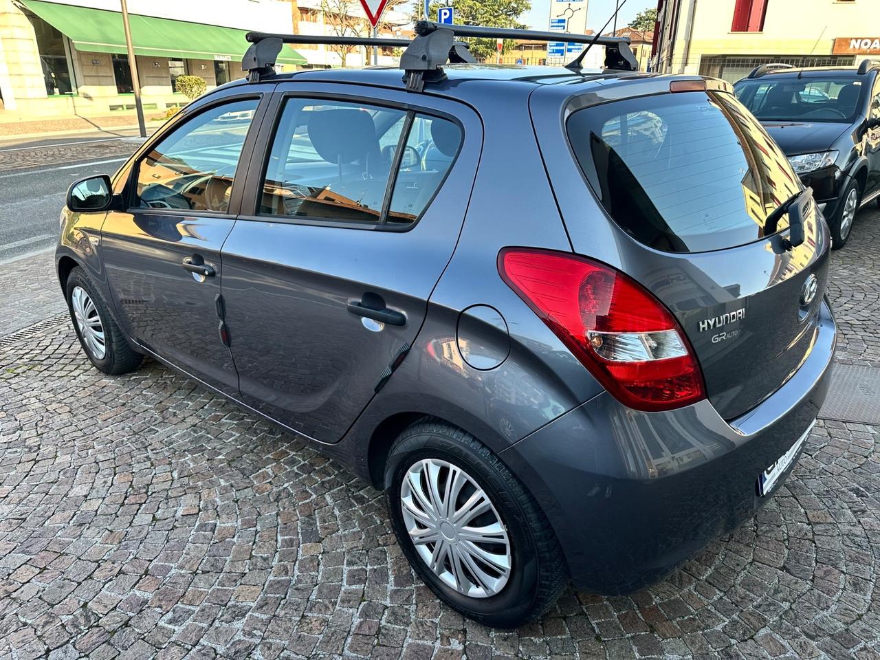 Hyundai i20 1.2Bz 78Cv 5p - Neopatentati