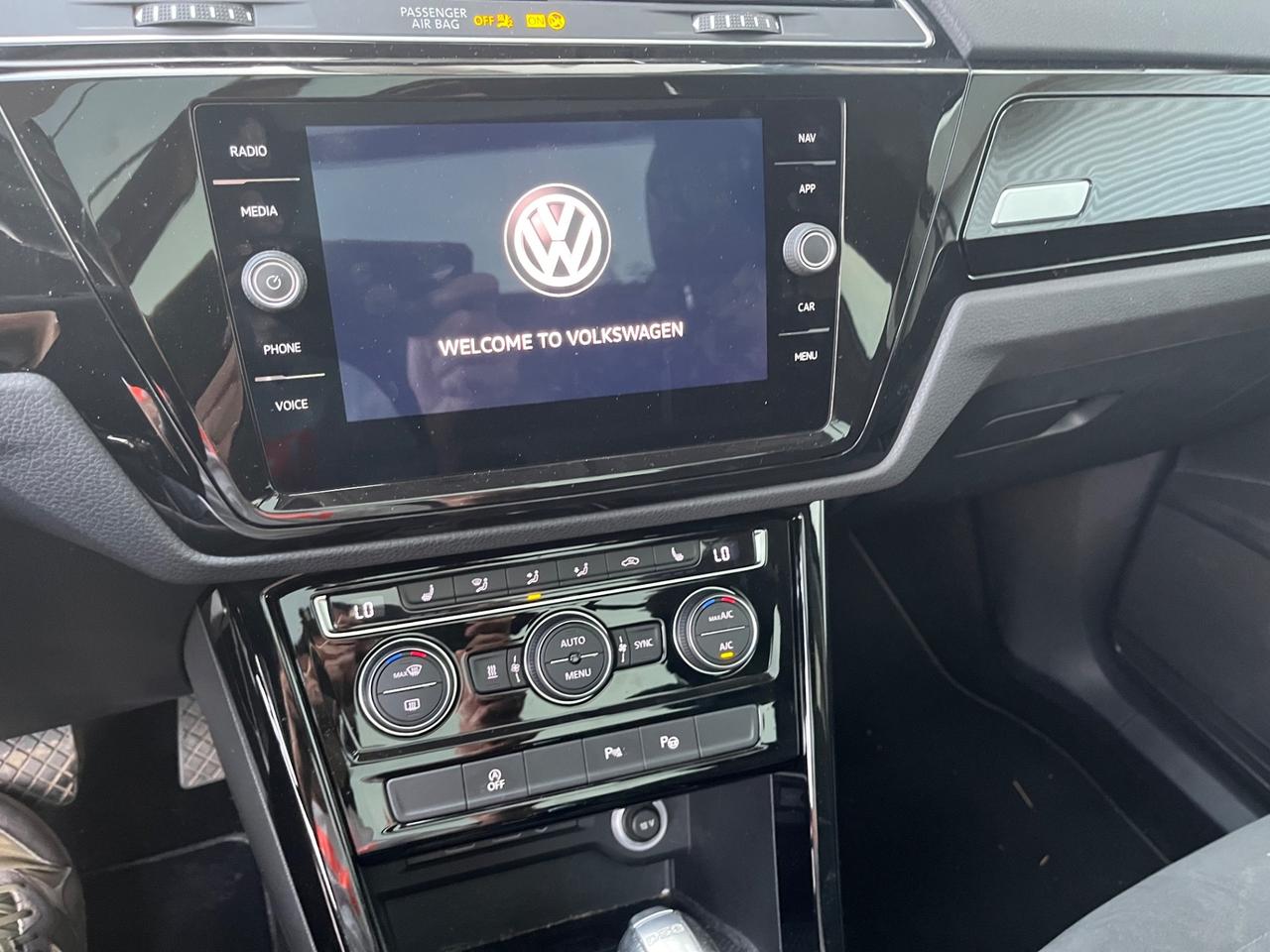 Volkswagen Touran 1.5 TSI EVO DSG Executive BlueMotion Technology