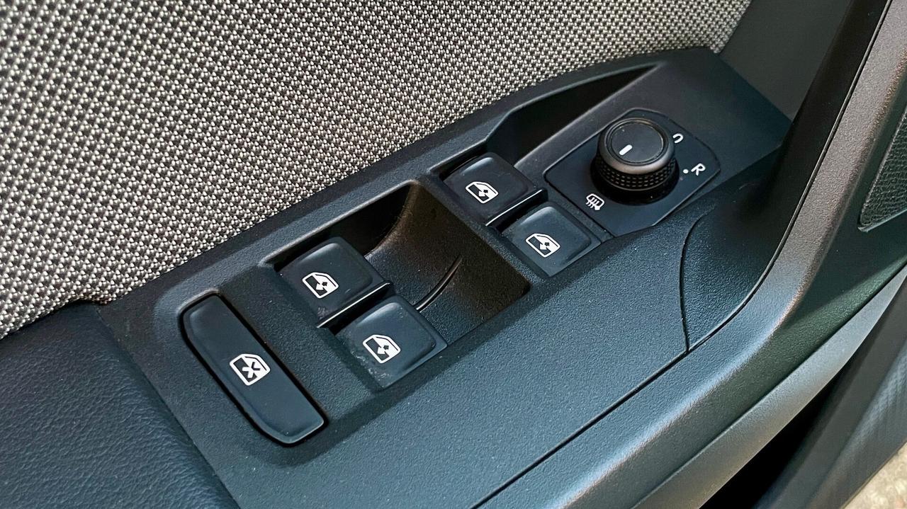 SEAT LEON 2.0 SPORTSTOURER TDI DSG 150CV - FULL LED, VIRTUAL COCKPIT, CAR PLAY