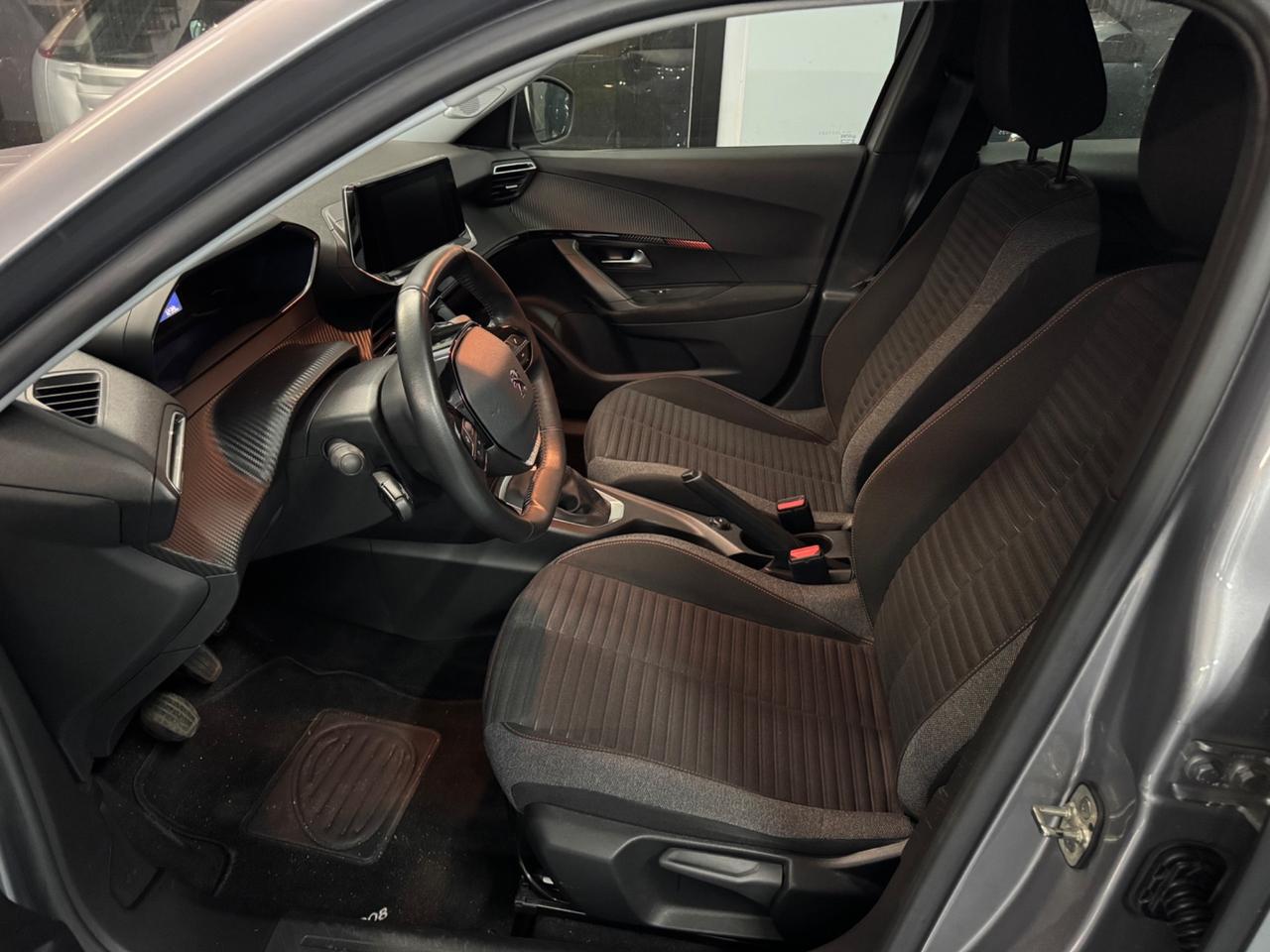 Peugeot 2008 BlueHDi 110 -SOLO 43.000 KM-