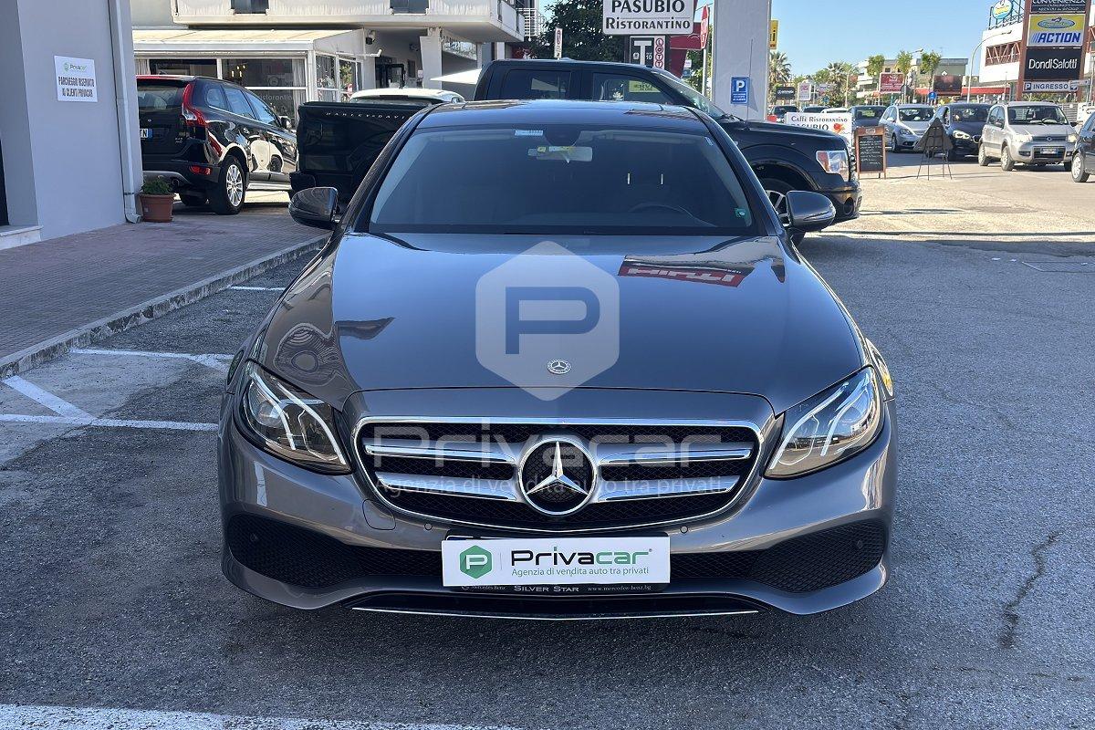 MERCEDES E 200 Auto Exclusive