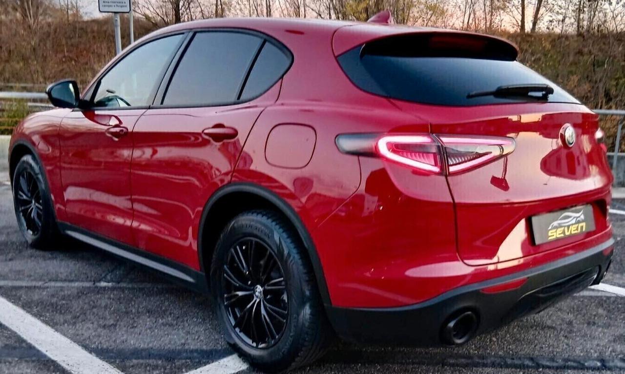 Alfa Romeo Stelvio 2.2 Turbodiesel 160 CV AT8 RWD Super