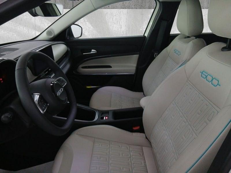 FIAT 600 1.2 hybrid La Prima 110cv auto