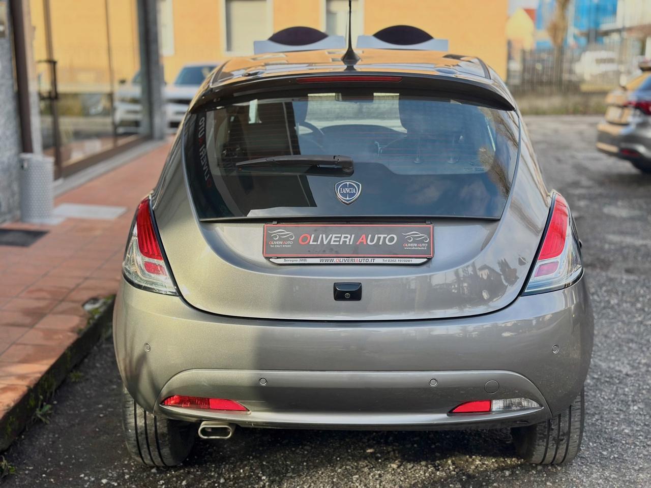 Lancia Ypsilon Platino Hybrid PREZZO VERO!