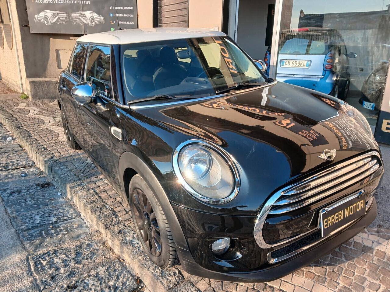 Mini 1.5 Cooper D 5 porte AUTOMATICO
