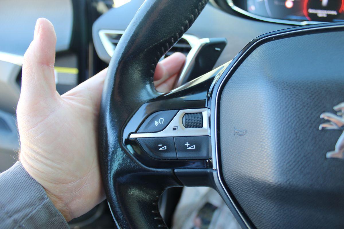 PEUGEOT - 3008 - BlueHDi 130 S&S Allure