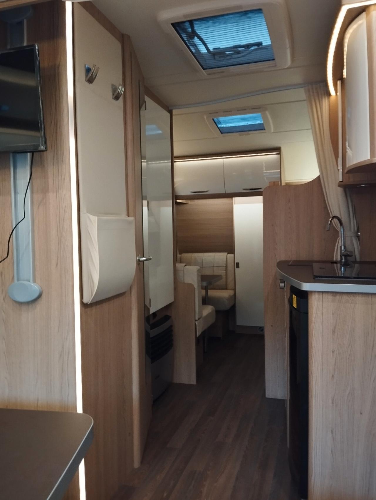 Bürstner aversu plus 510 tk 7 posti letto