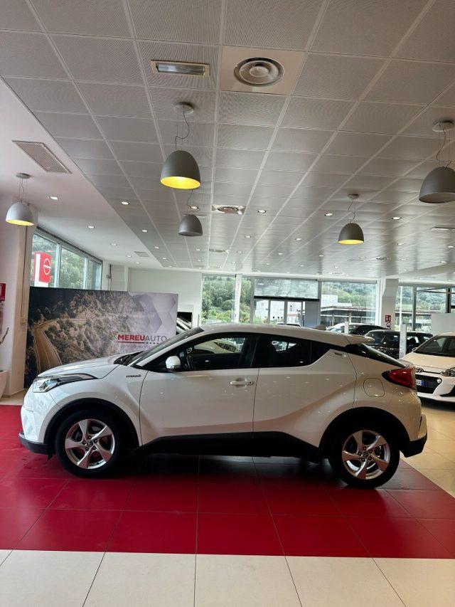 TOYOTA C-HR 1.8 Hybrid E-CVT Active