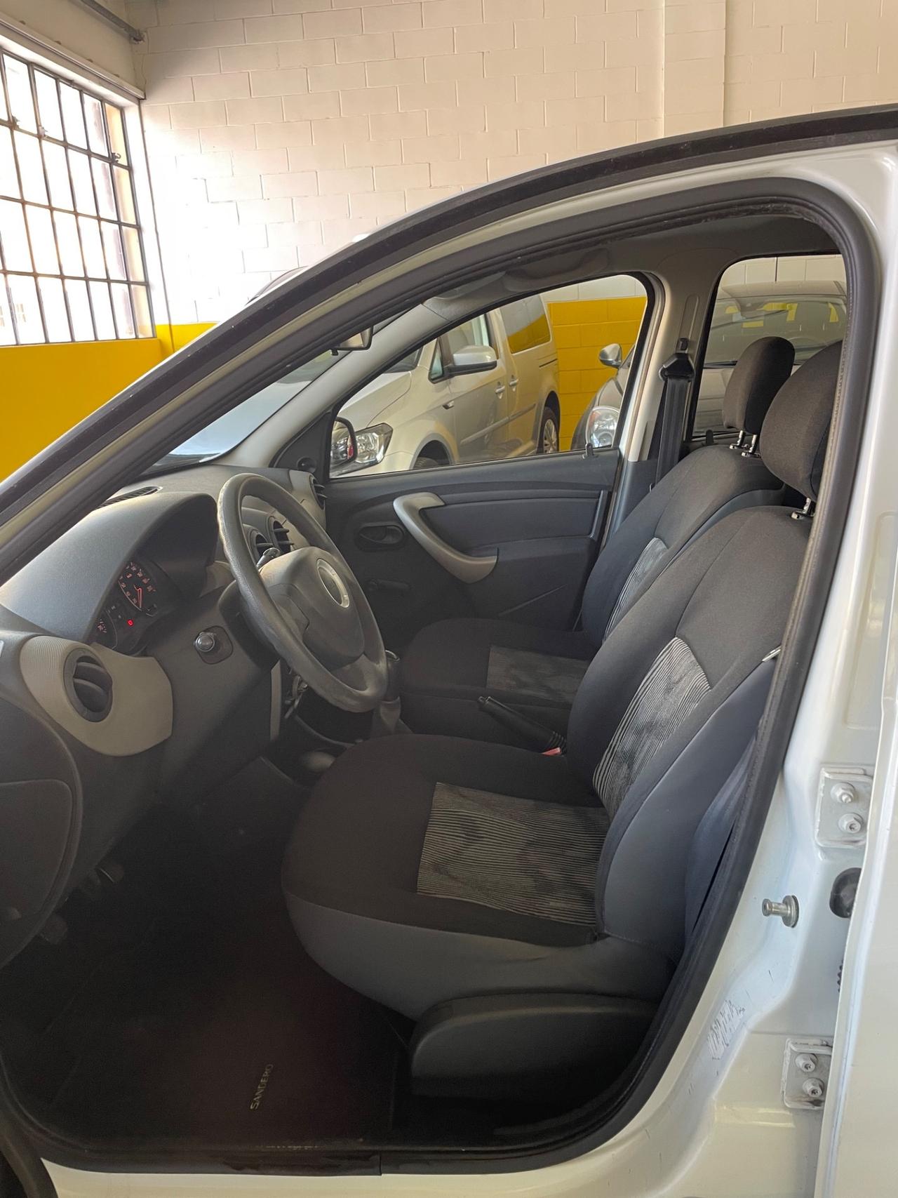 Dacia Sandero 1.4 GPL FINO AL 2028