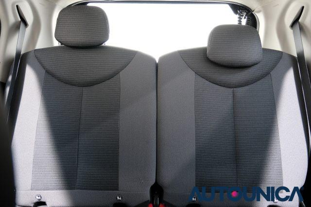 TOYOTA Aygo CONNECT 1.0 VVT-i 72 CV 5 PORTE X-WAVE NEOPATENTAT