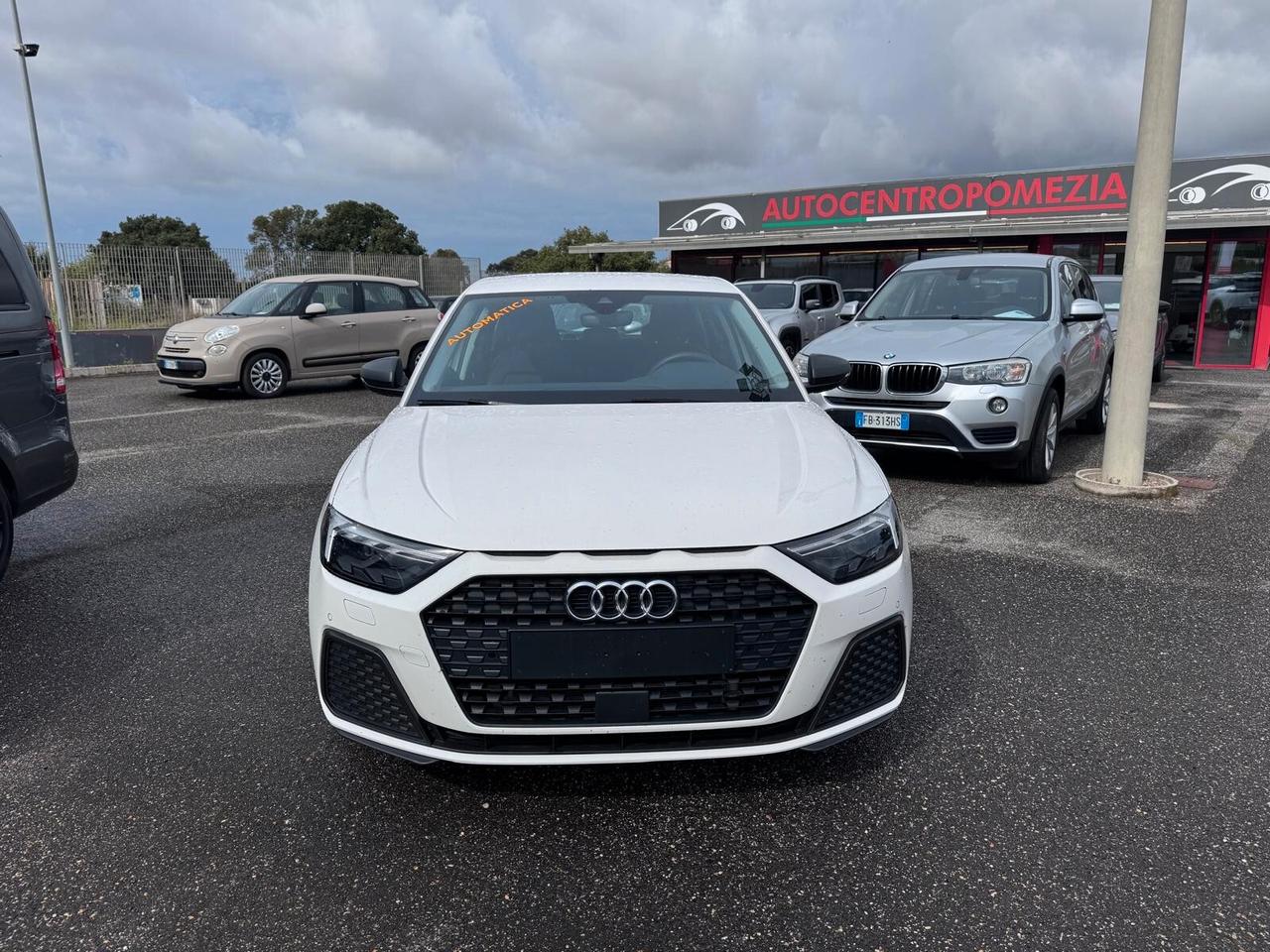 Audi A1 allstreet 30 TFSI Business