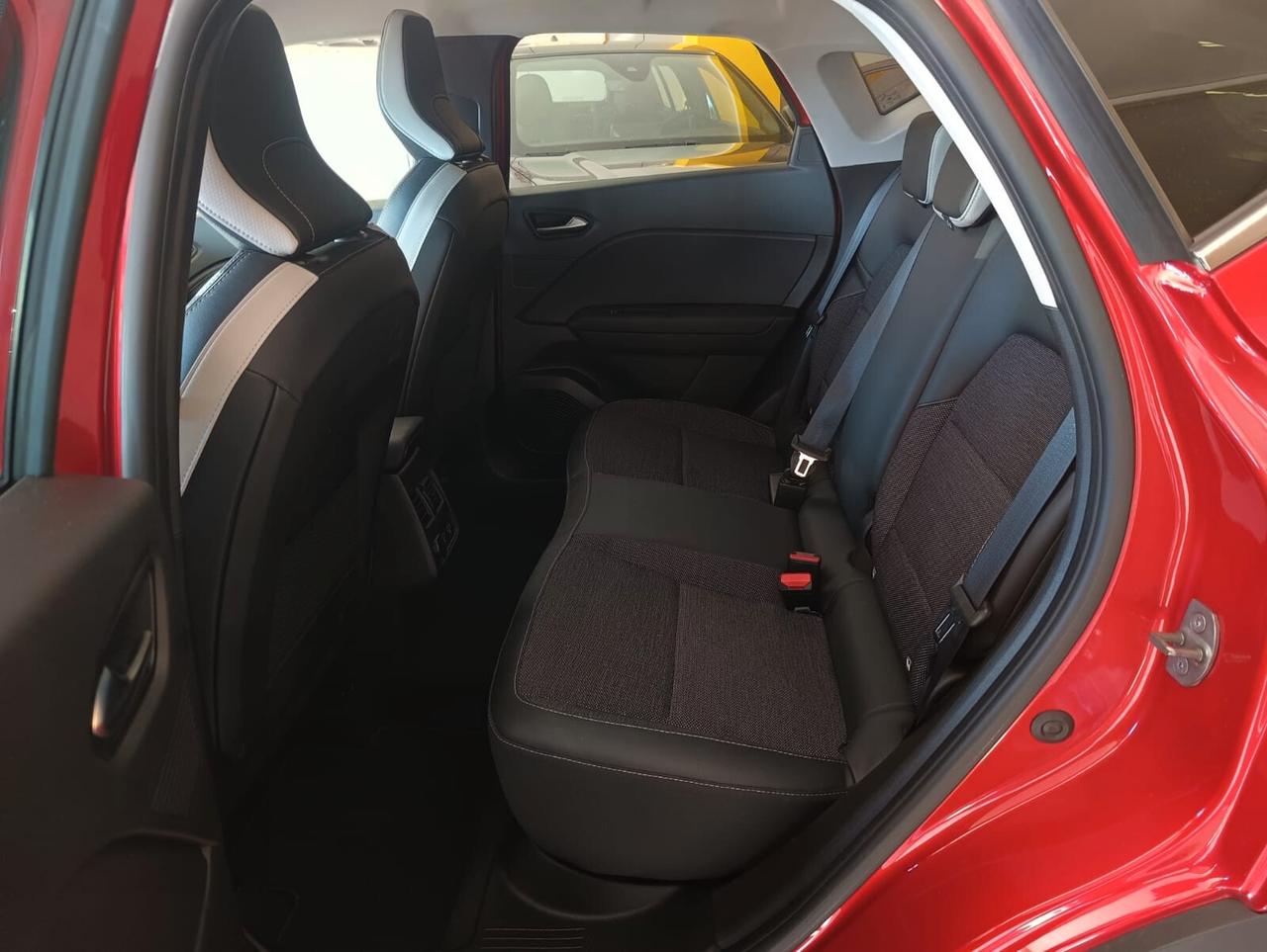 Renault Captur 1.6 Hybrid E-Tech 145 CV Techno