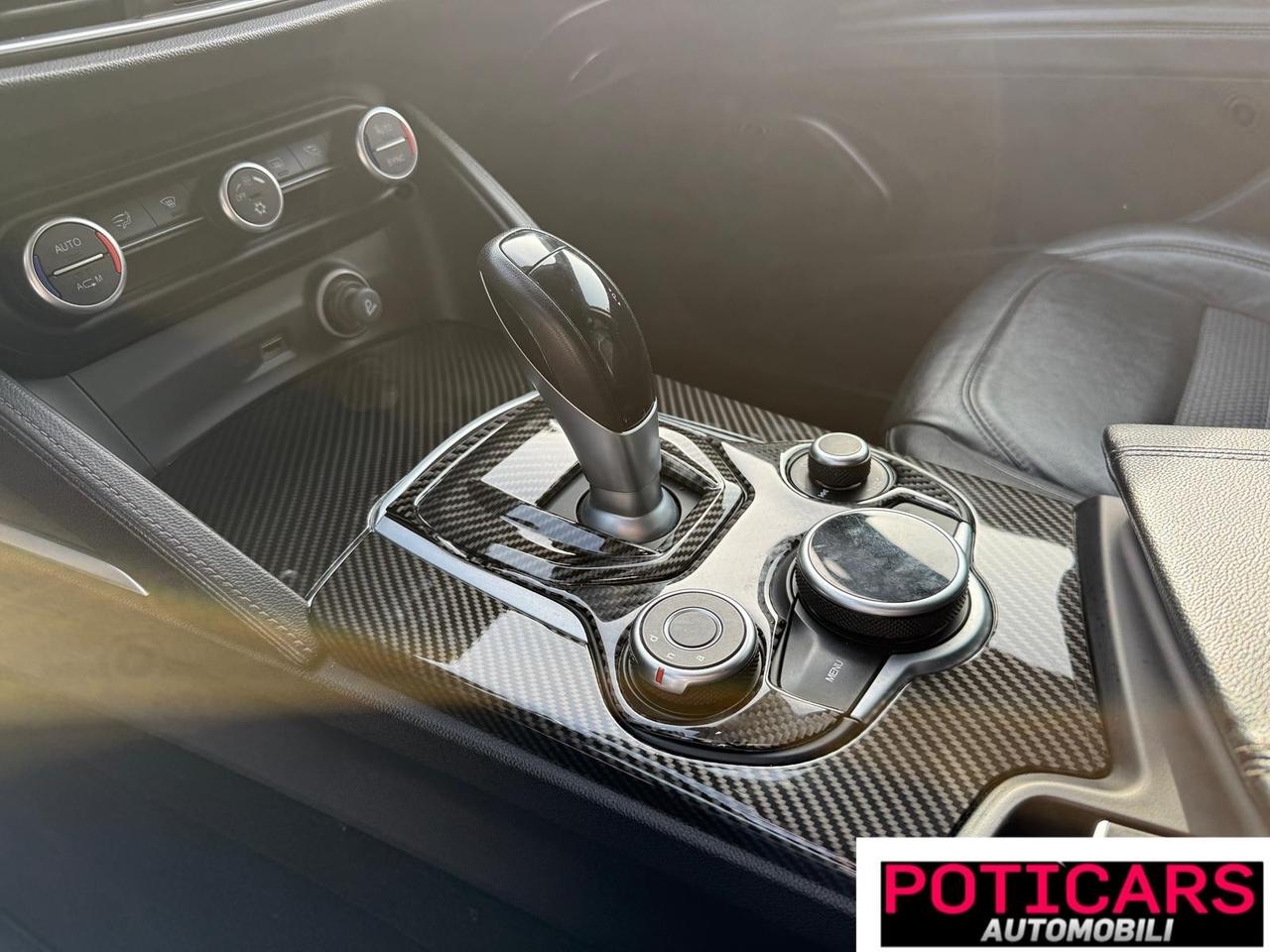 Alfa Romeo Stelvio 2.2 Turbodiesel 210 CV AT8 Q4 Executive