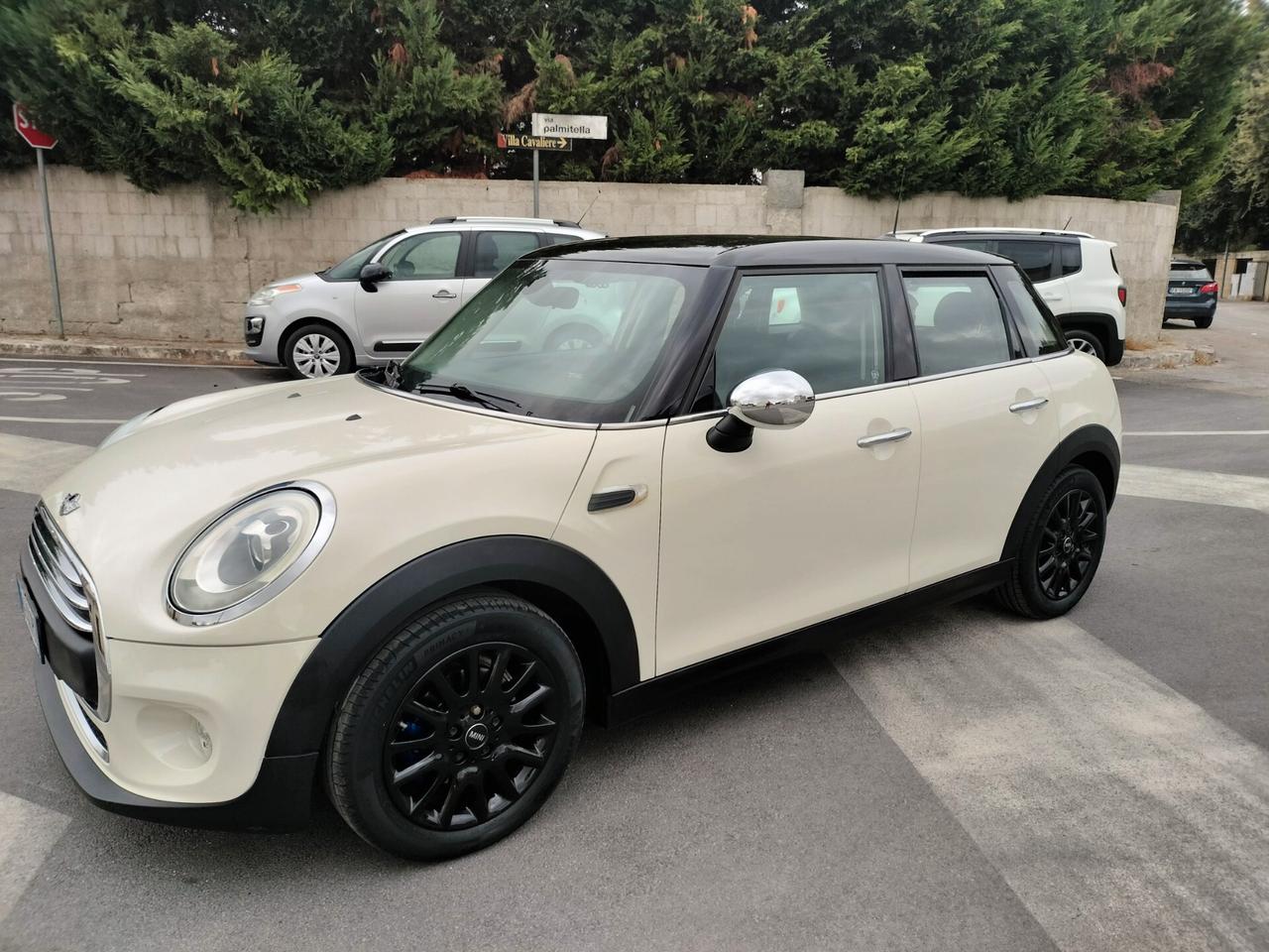Mini 1.5 One D Business pack work