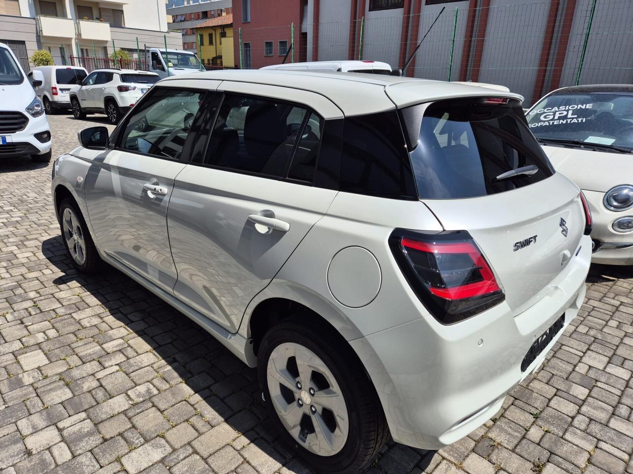 Suzuki Swift 1.2 Hybrid 4WD AllGrip Top