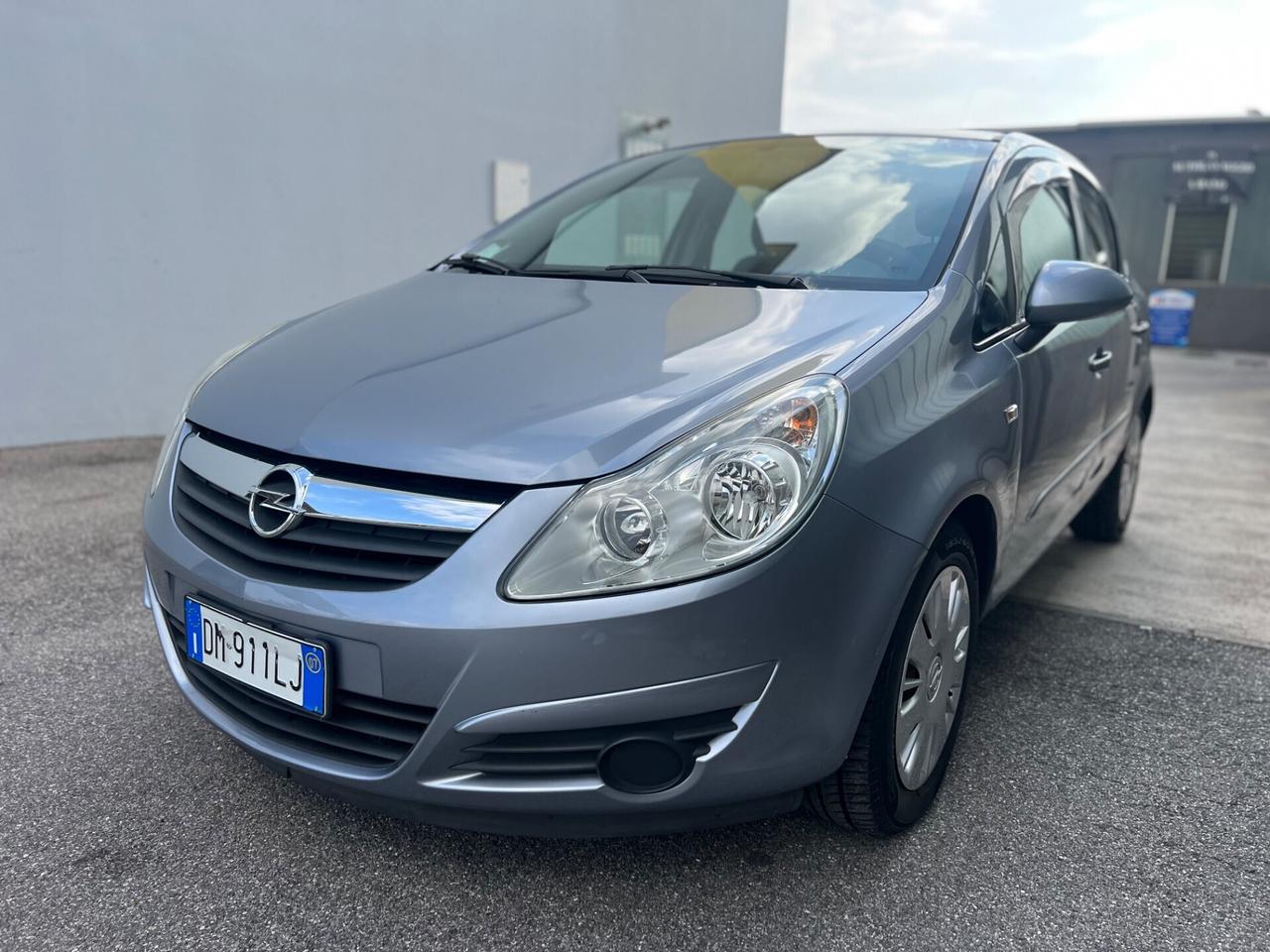 Opel Corsa 1.2 benz per NEOP - GARANZIA 12 mesi