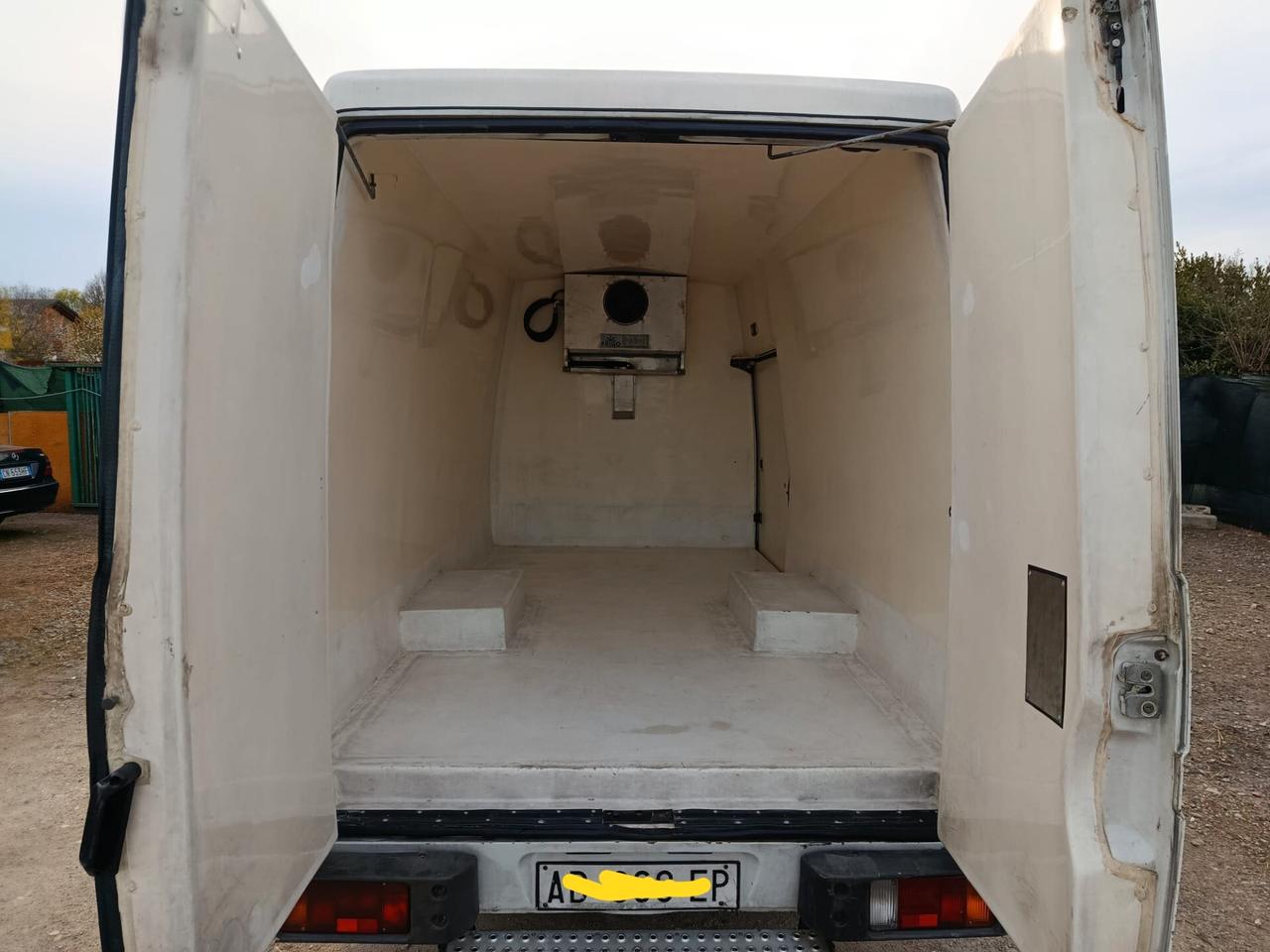 Iveco Daily 35.10 turbo frigo Senza ATP