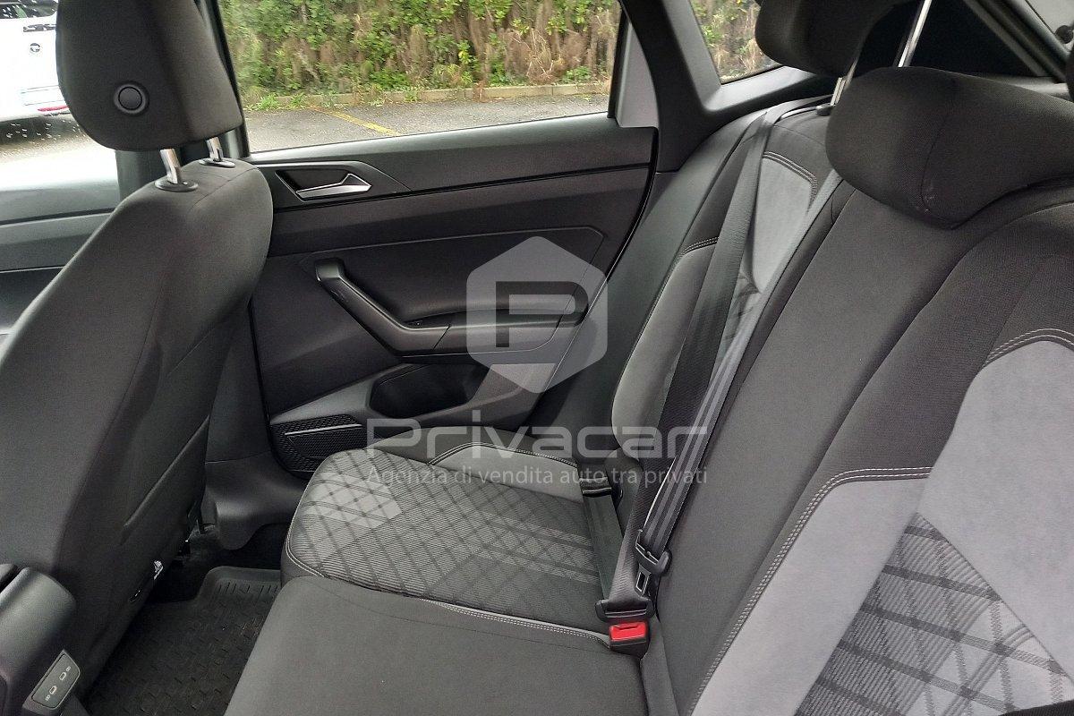 VOLKSWAGEN Polo 1.0 TSI R-Line