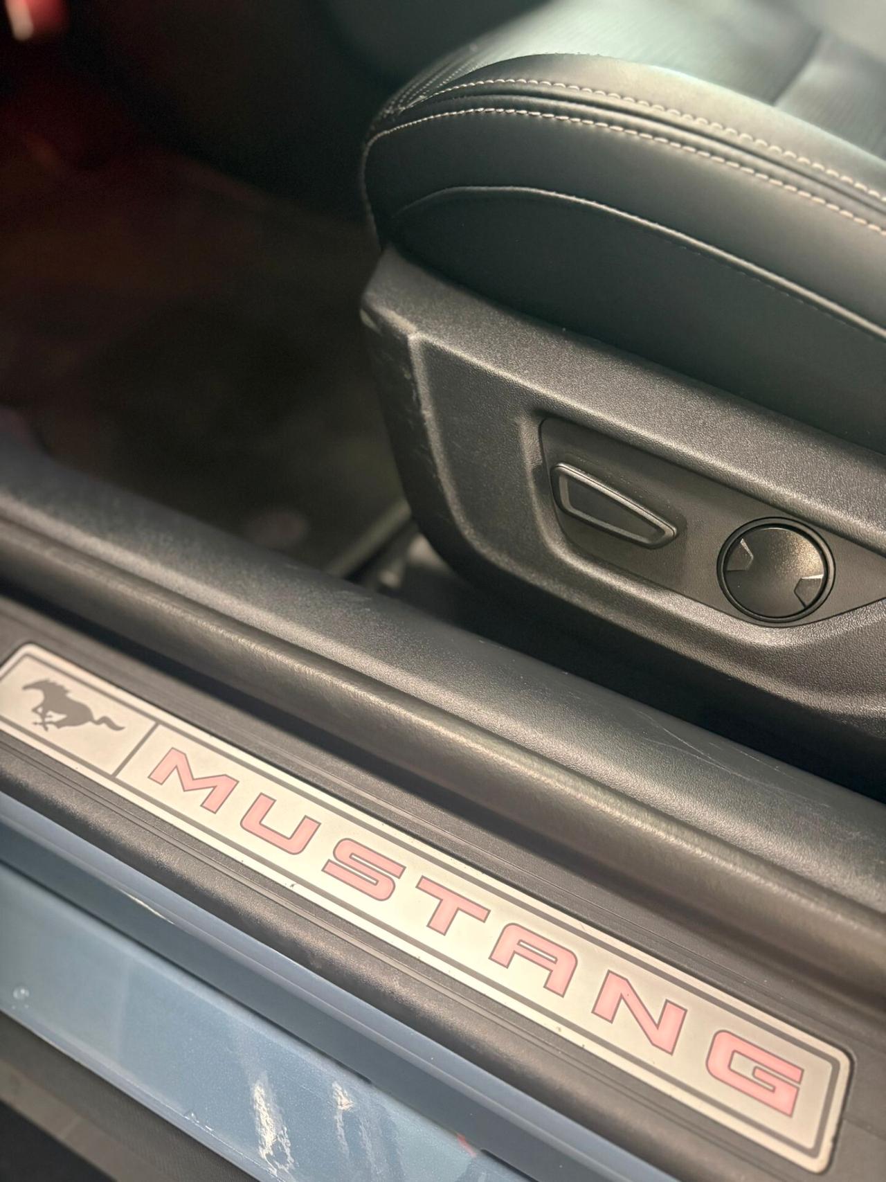 Ford Mustang Fastback 5.0 V8 aut. GT