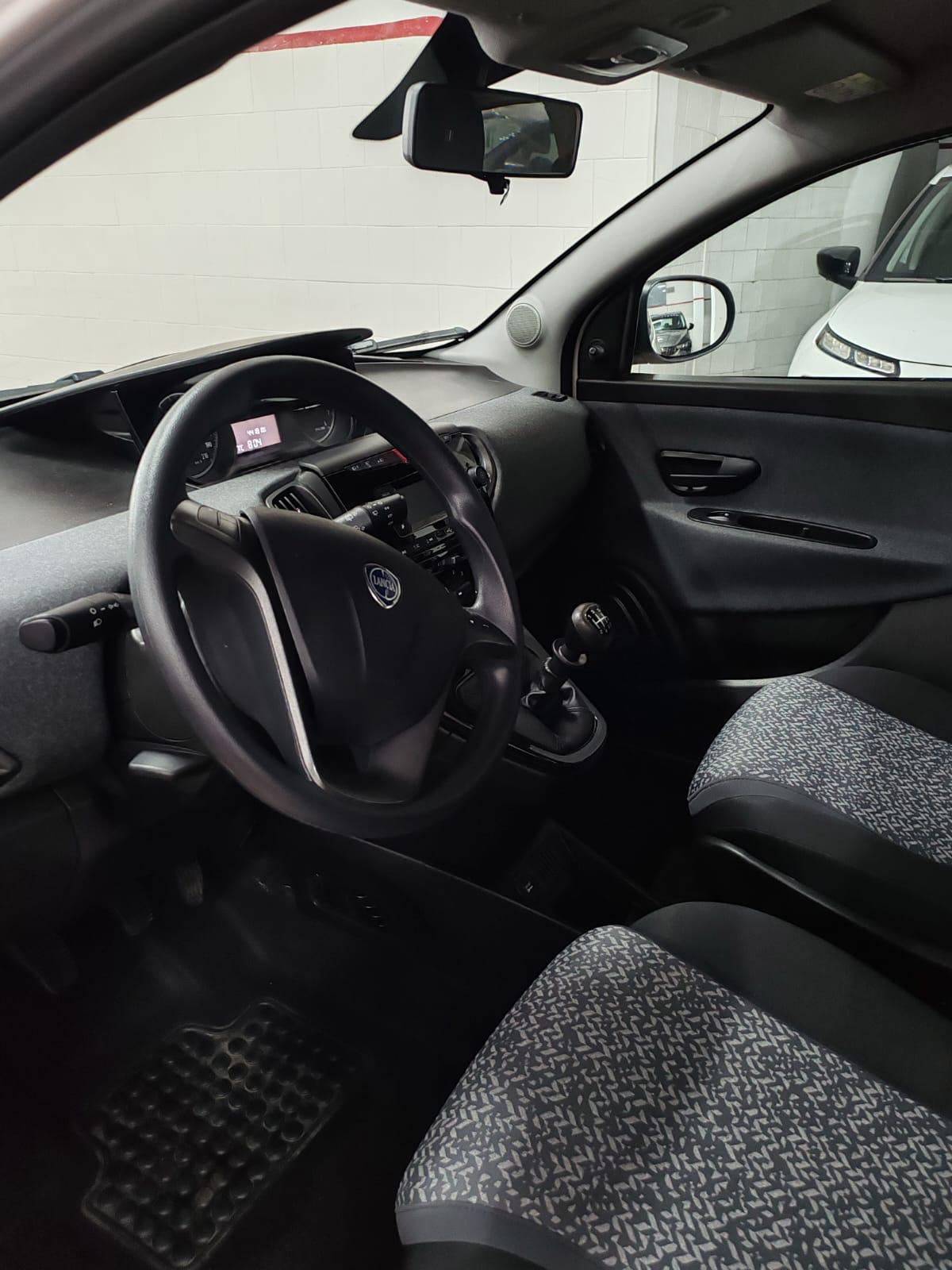 Lancia Ypsilon 5 Porte Ypsilon 1.0 Hybrid Silver 5 POSTI