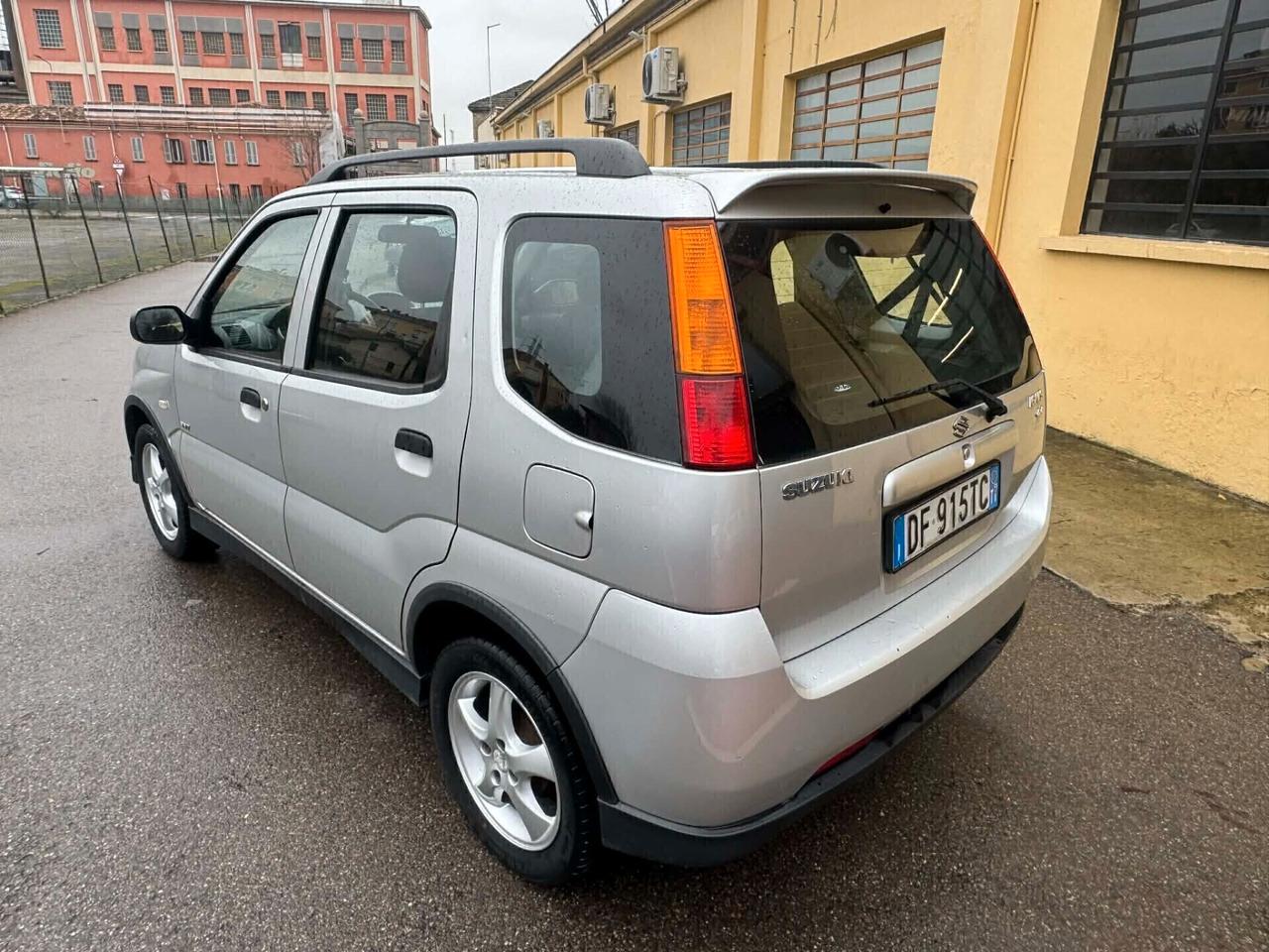 Suzuki Ignis 2007 1.3 Benz 4X4 125.000 KM 94 kw/ 69 cv