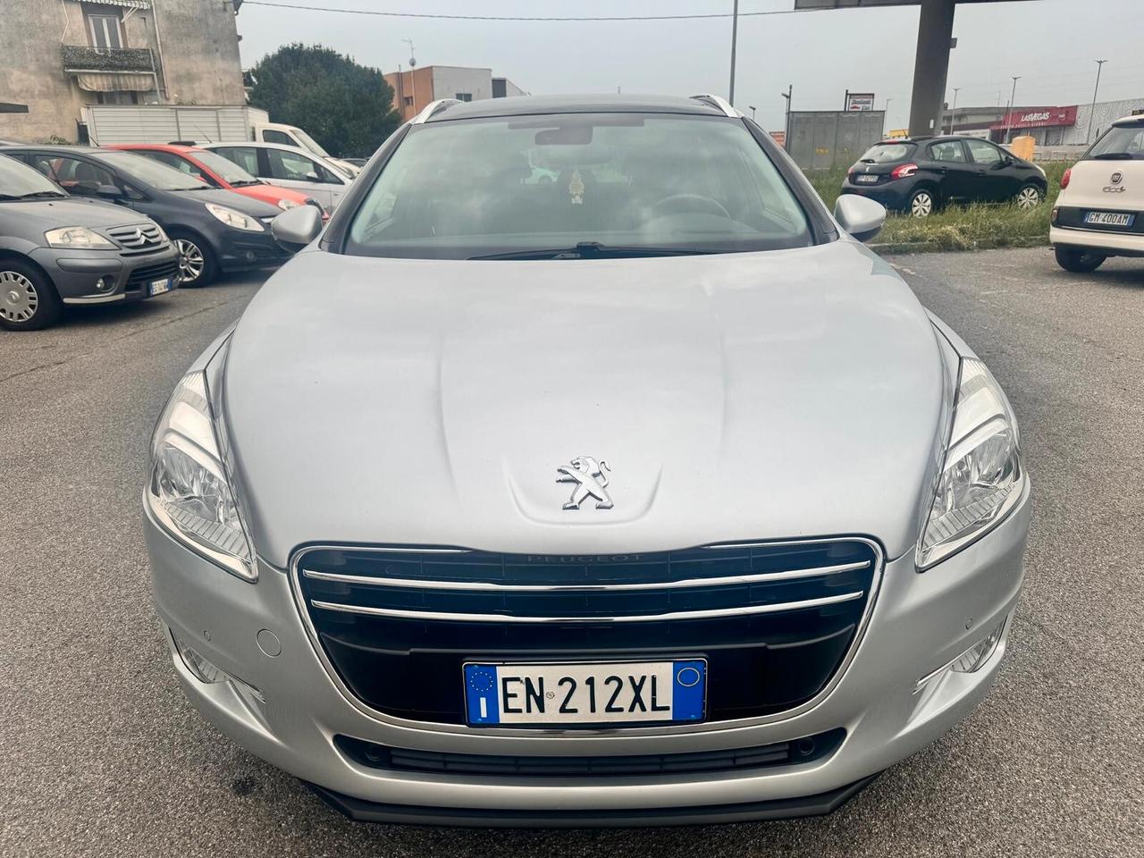 Peugeot 508 2.0 HDi 140CV SW Ciel Active