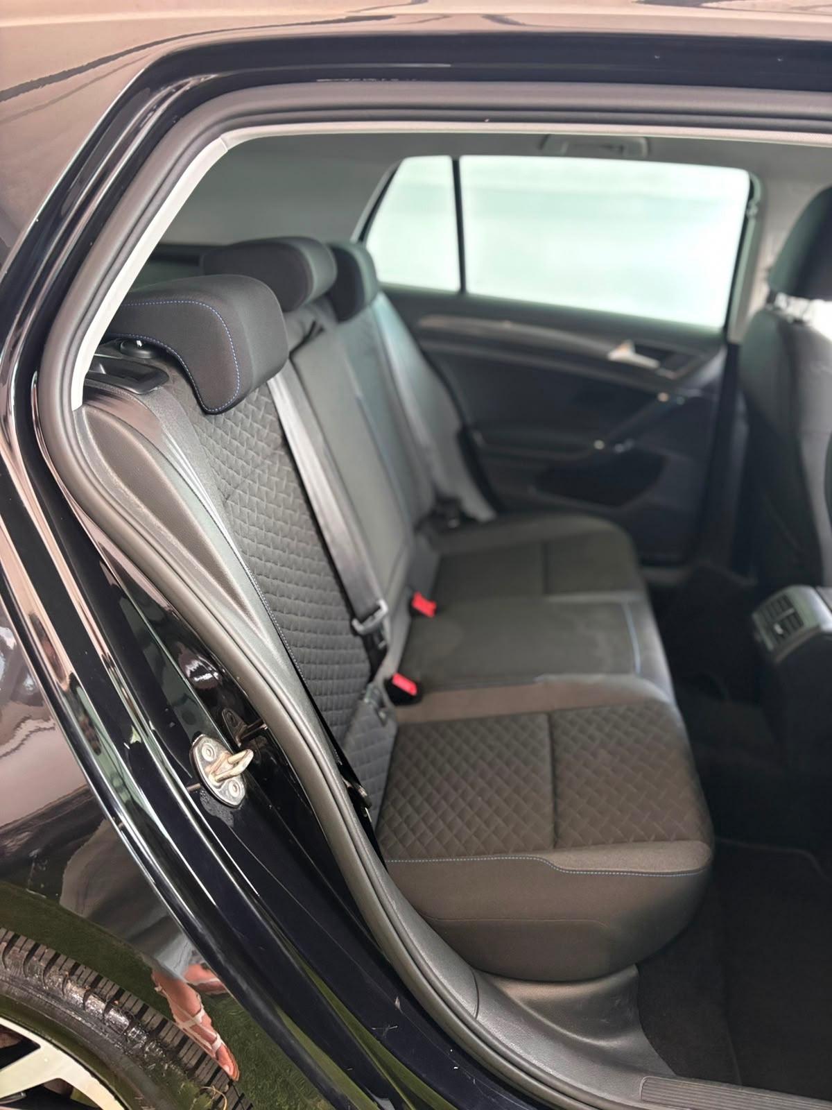 Volkswagen Golf 7.5 1.6 TDI Business 115CV