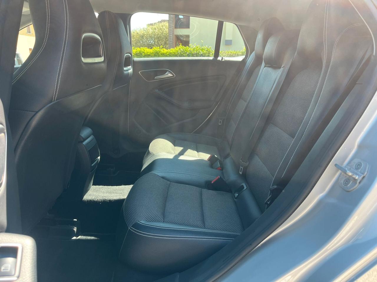 Mercedes-benz CLA 180 d S.W. Automatic Executive Ok NEOPATENTATI