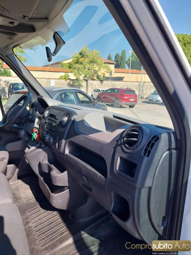 RENAULT Master T35 2.3 dCi Ribaltabile Trilaterale Gemellato