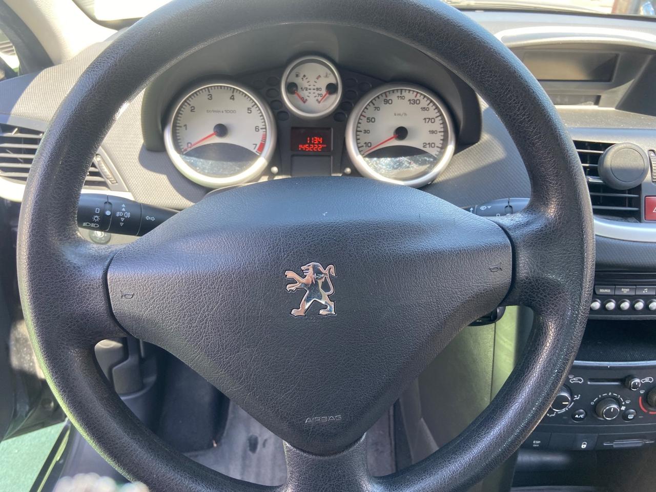 Peugeot 207 1.4 8V 75CV 3p. X Line ECO GPL