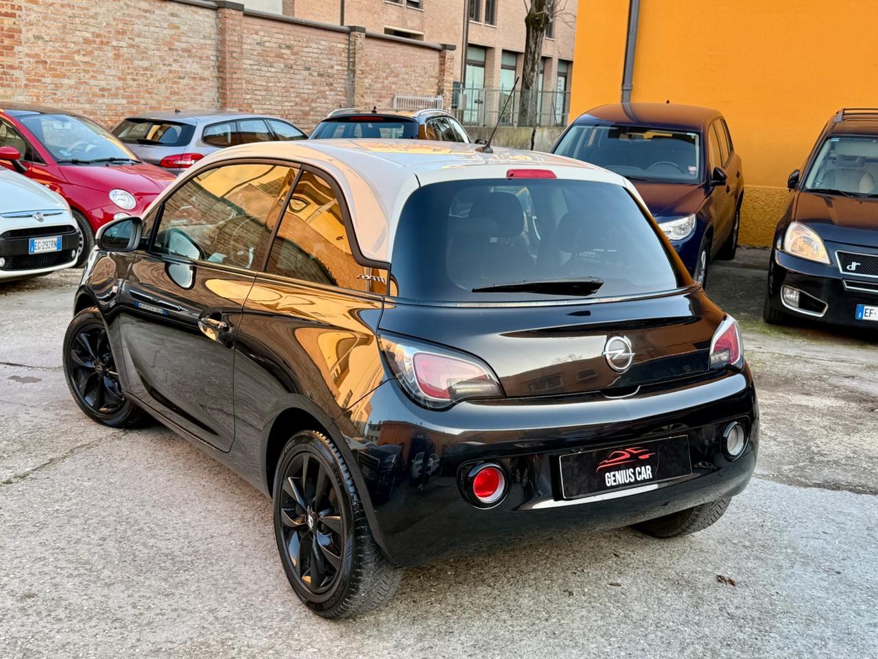 Opel Adam 1.4 87 CV GPL Tech White/Black Link