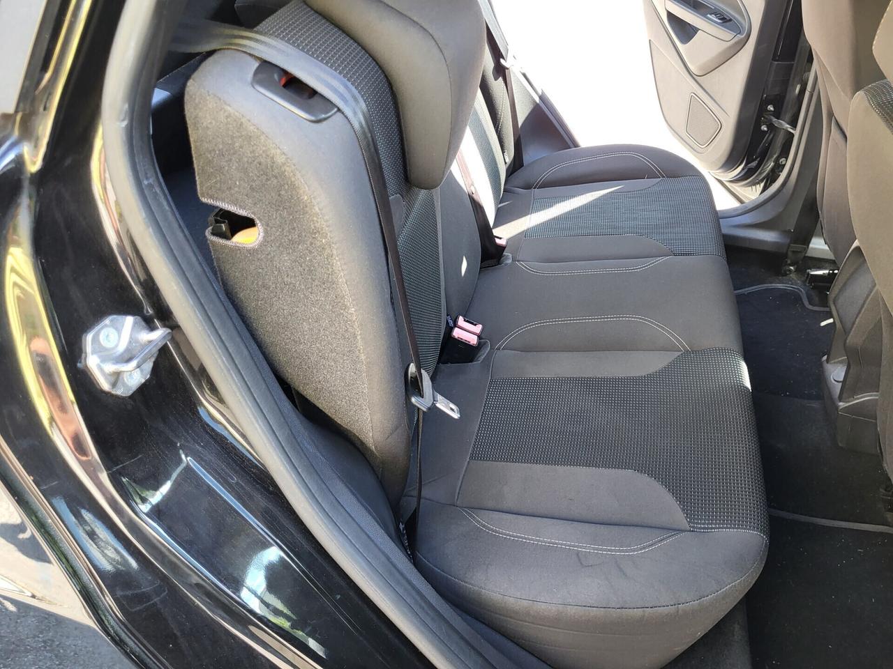 Ford FIESTA 1.4 GPL-UNICO PROPR-NAVI-3 REVISIONI