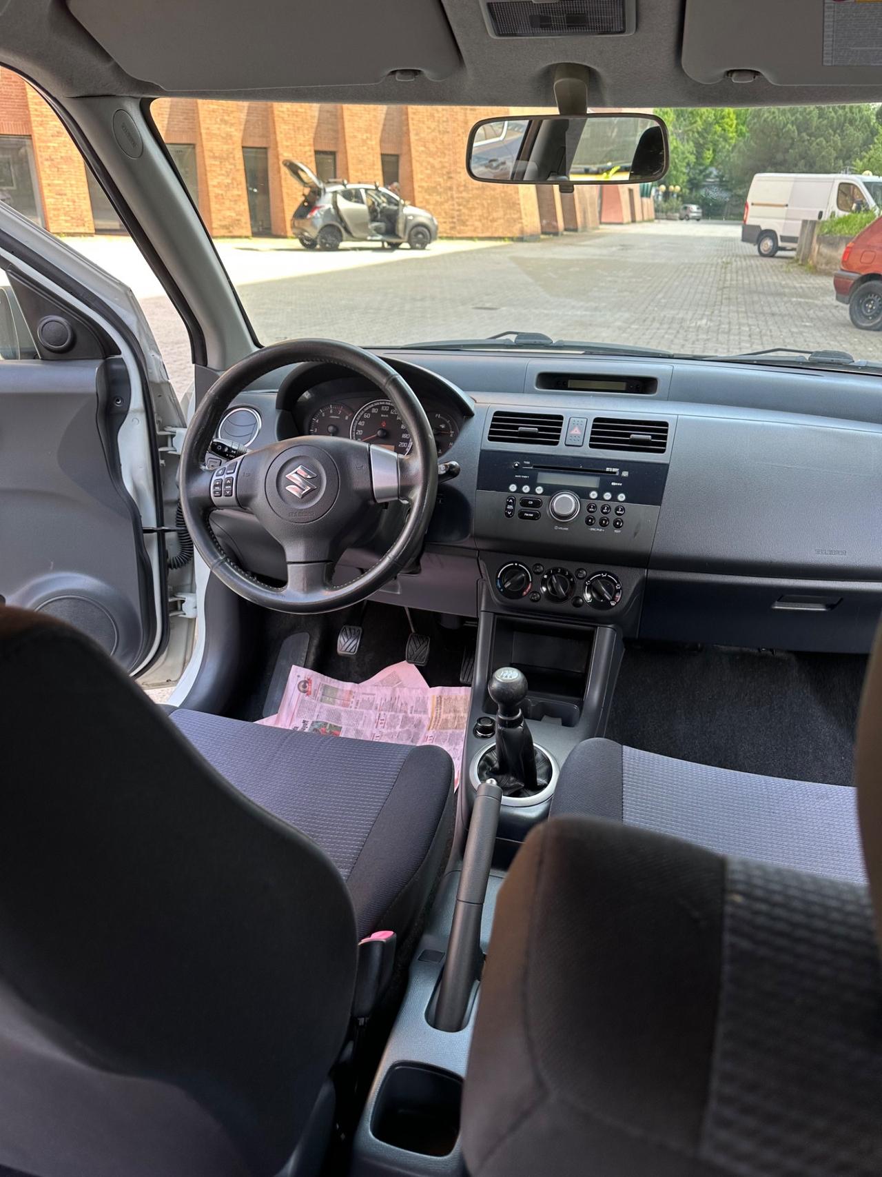 Suzuki Swift 1.3 4x4 5p. Outdoor Line GL