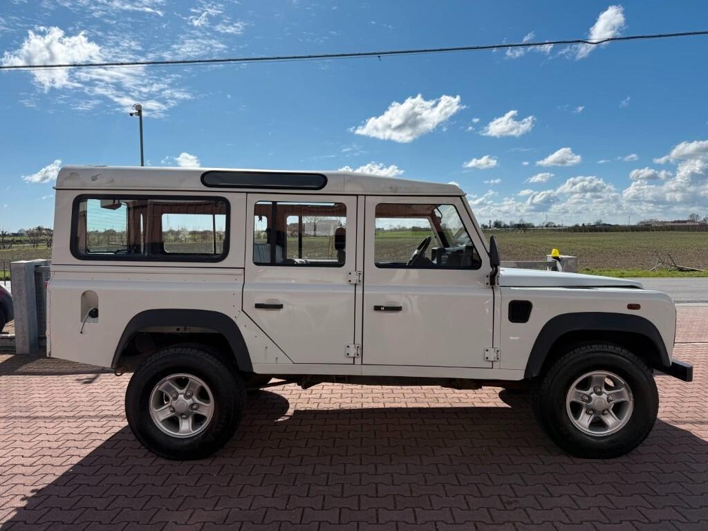 Land Rover Defender 110 2.5 Td5 cat Station Wagon SE