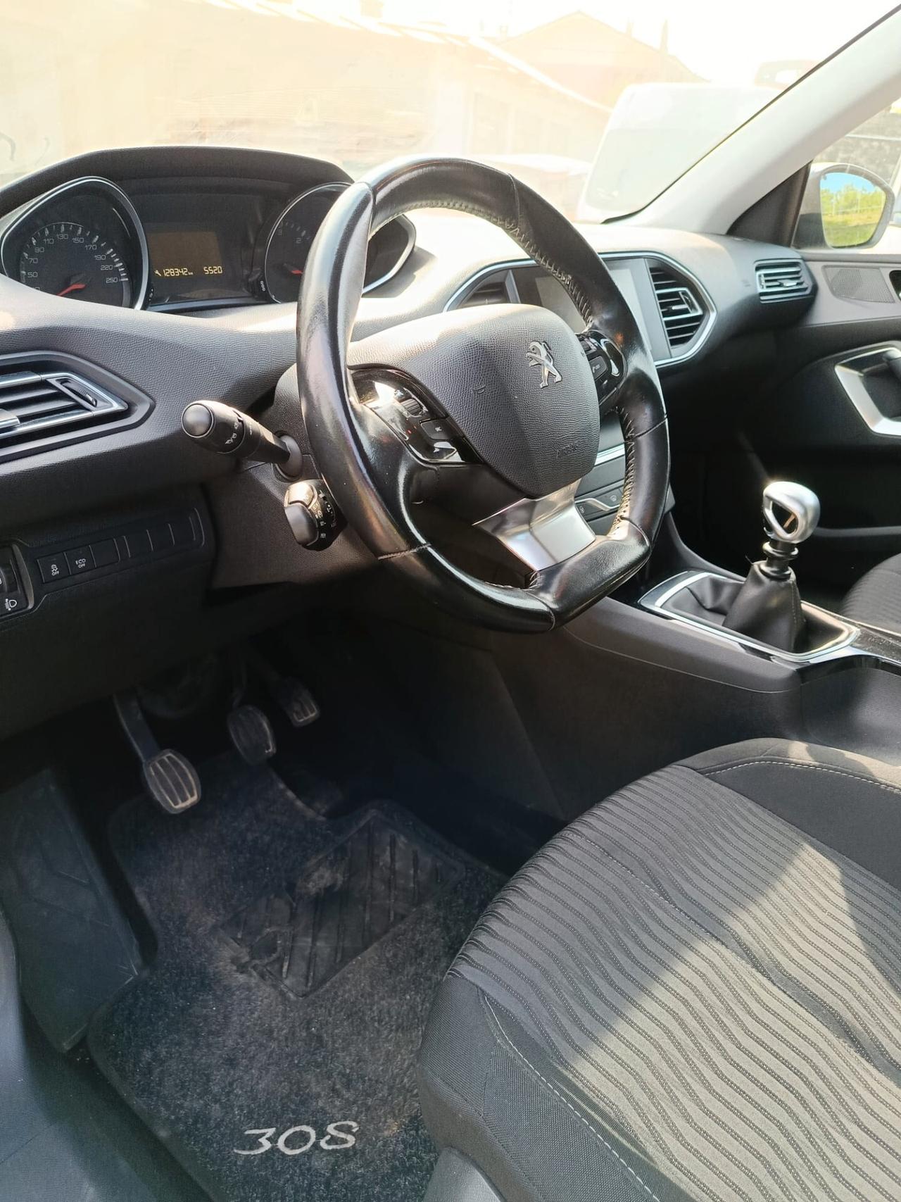 Peugeot 308 BlueHDi 120 S&S SW Business
