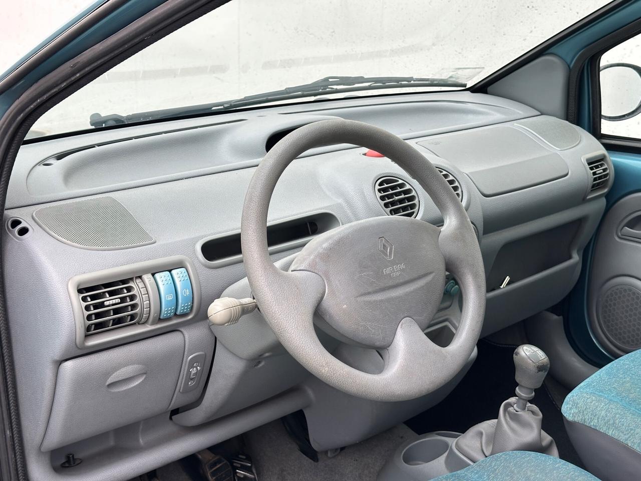 Renault Twingo 1.2i cat Authentique Neopatentati