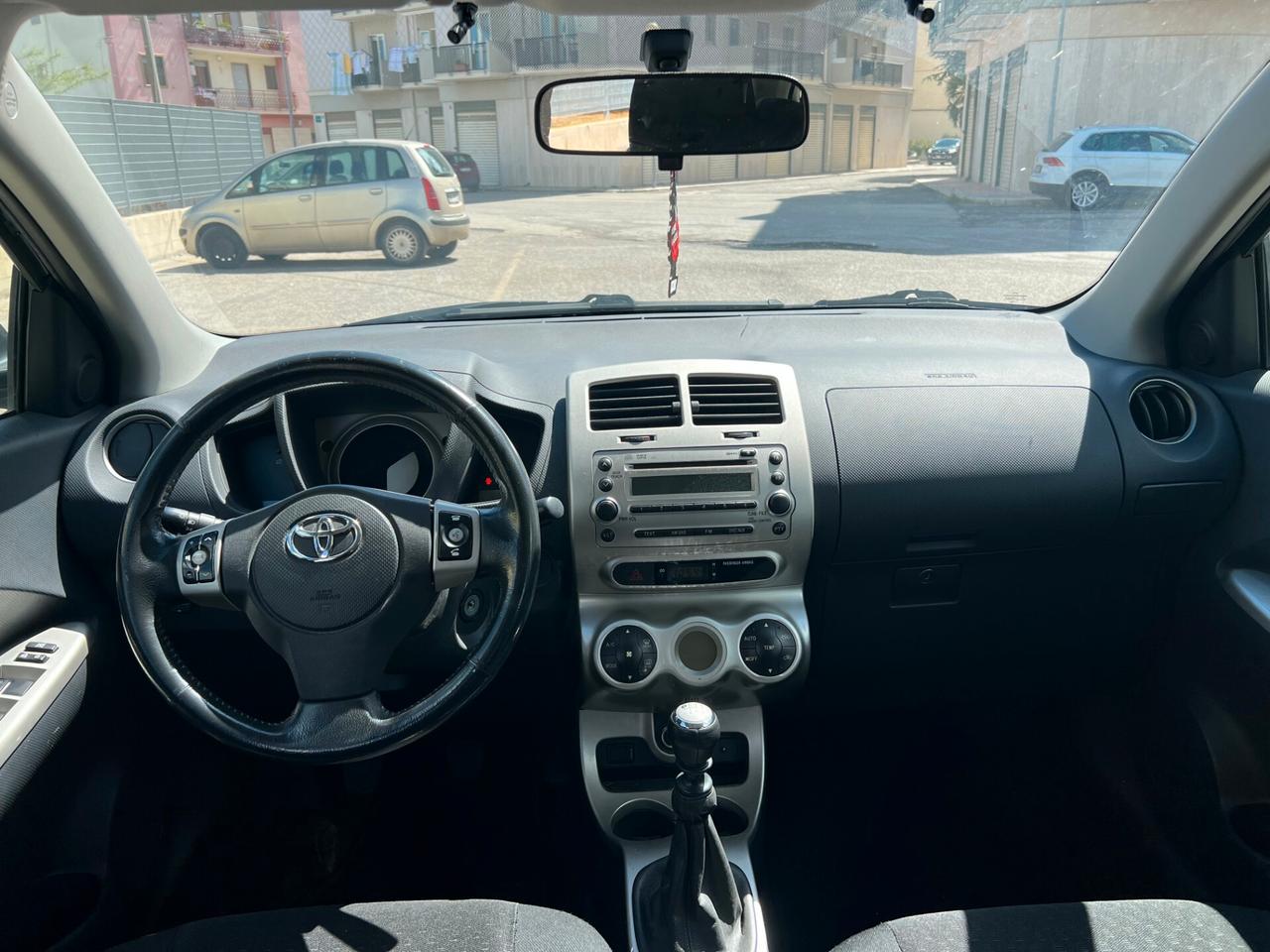 Toyota Urban Cruiser Urban Cruiser 1.4 D-4D AWD Sol