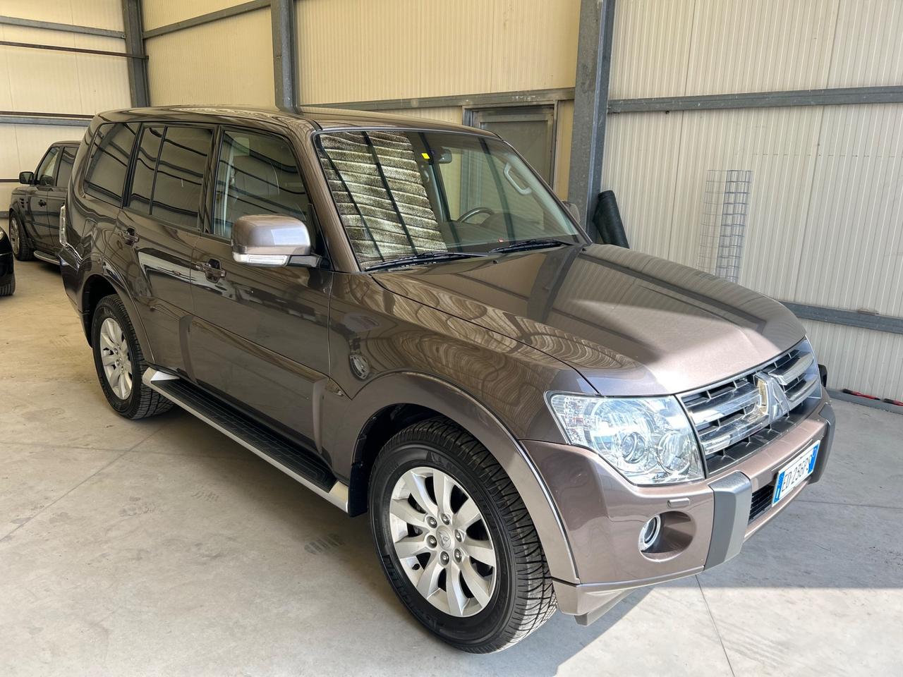 Mitsubishi Pajero 3.2 cr instyle