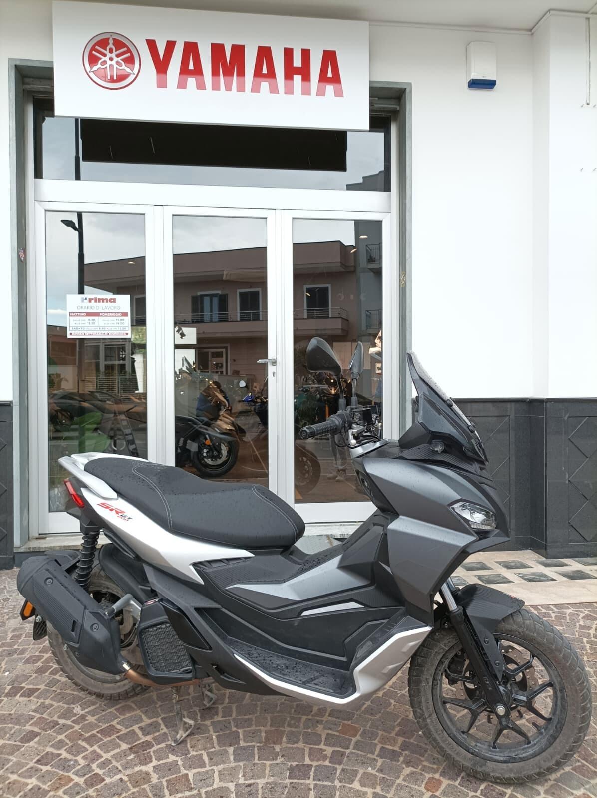 Aprilia SR GT 200