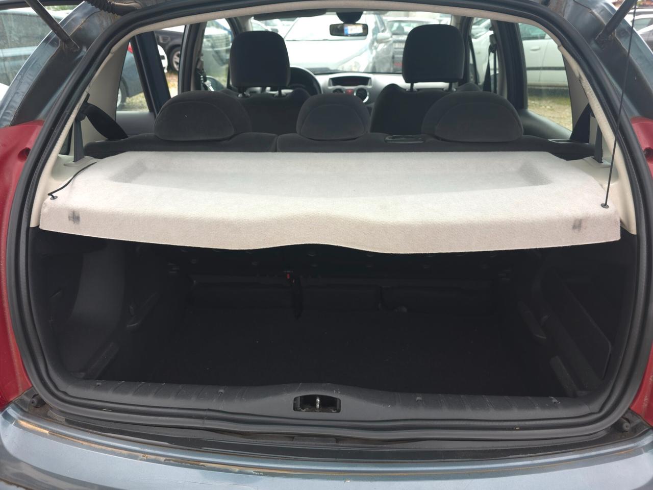 Citroen C3 1.1 Gold by Pinko