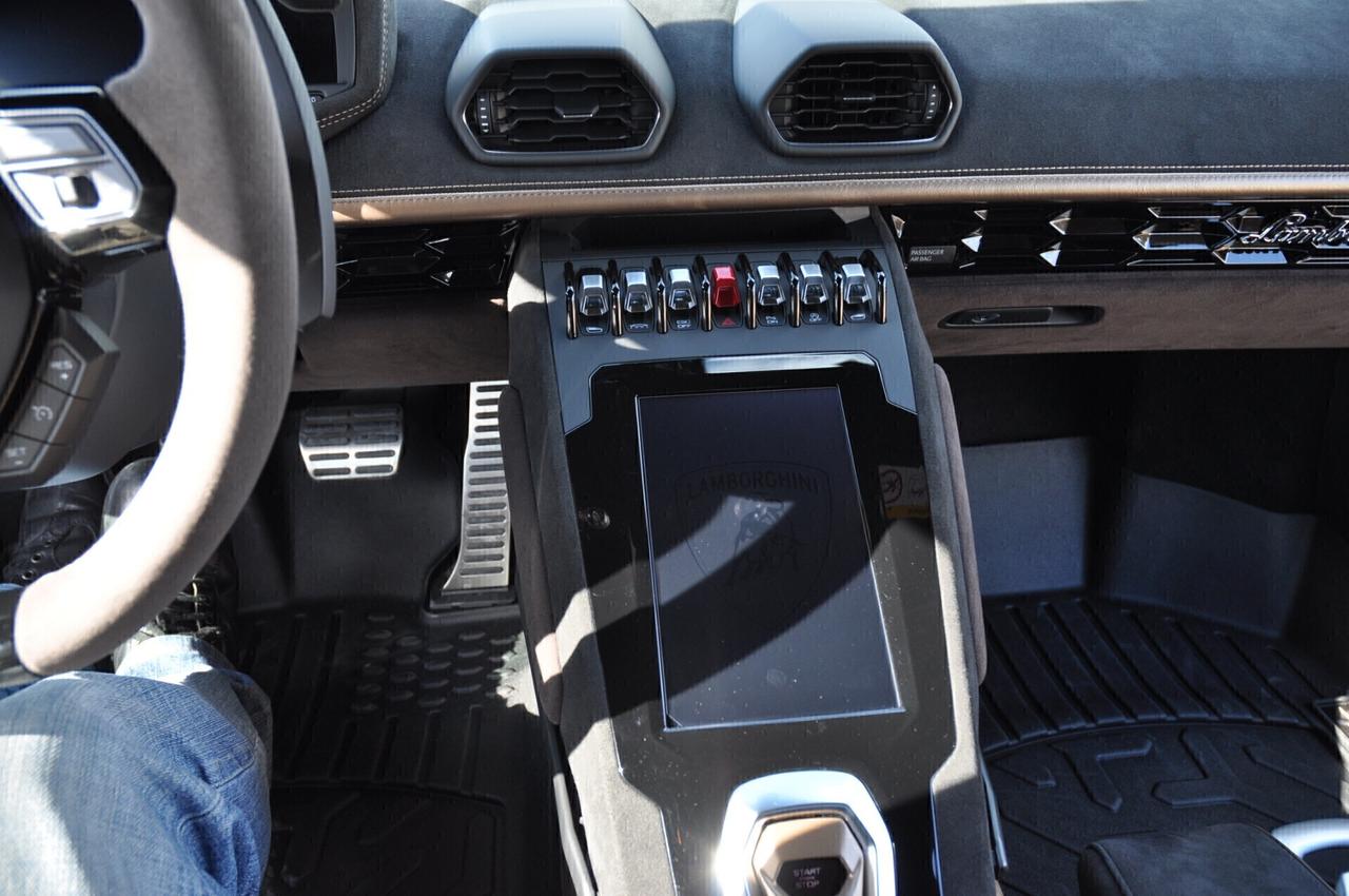 Lamborghini Huracan STERRATO Coupe 5.2 Evo 610 cv awd