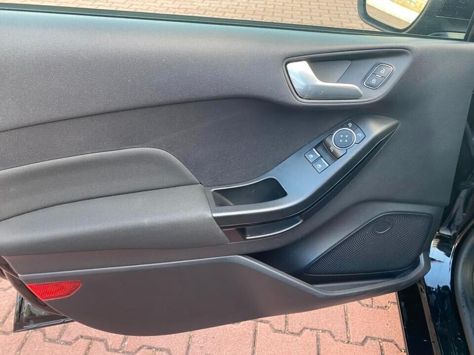 FORD FIESTA 1.1cc OK NEOPATENTATI