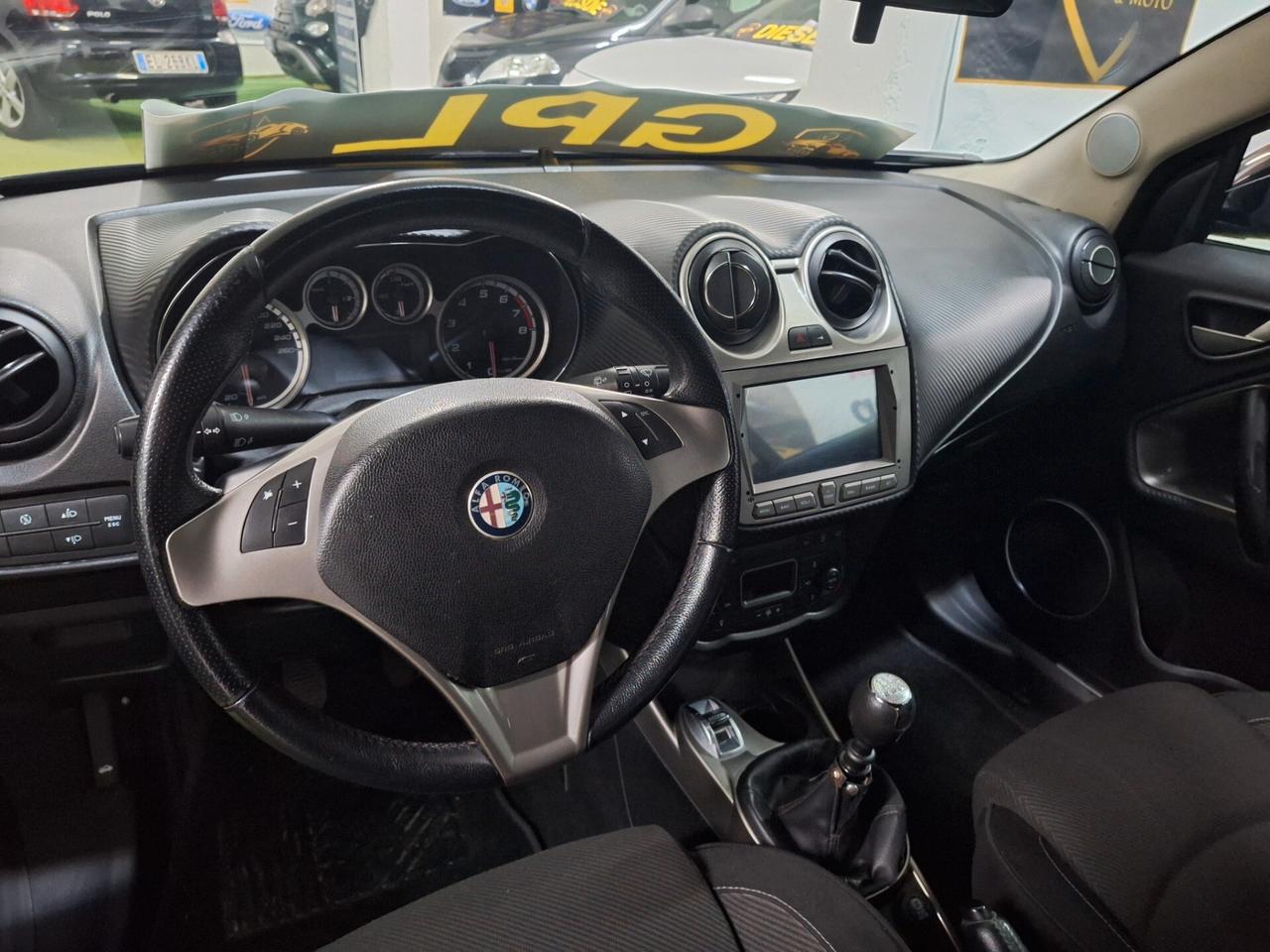 Alfa Romeo MiTo 1.4 105 CV M.air S&S Distinctive Sport Pack