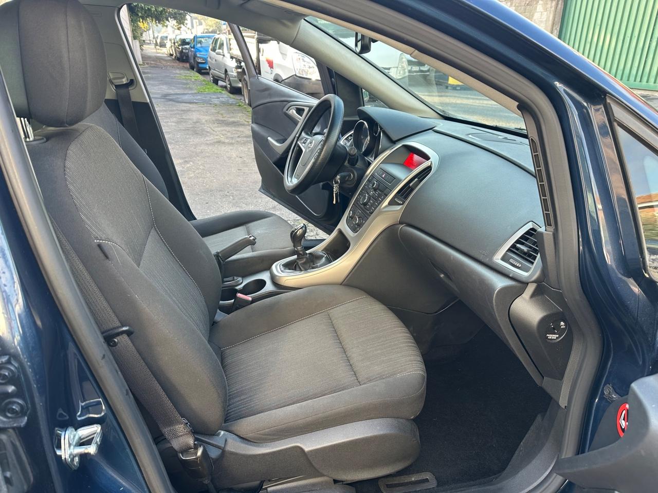 Opel Astra 1.4 100CV 5 porte Elective - euro 5 - ok neopatentati