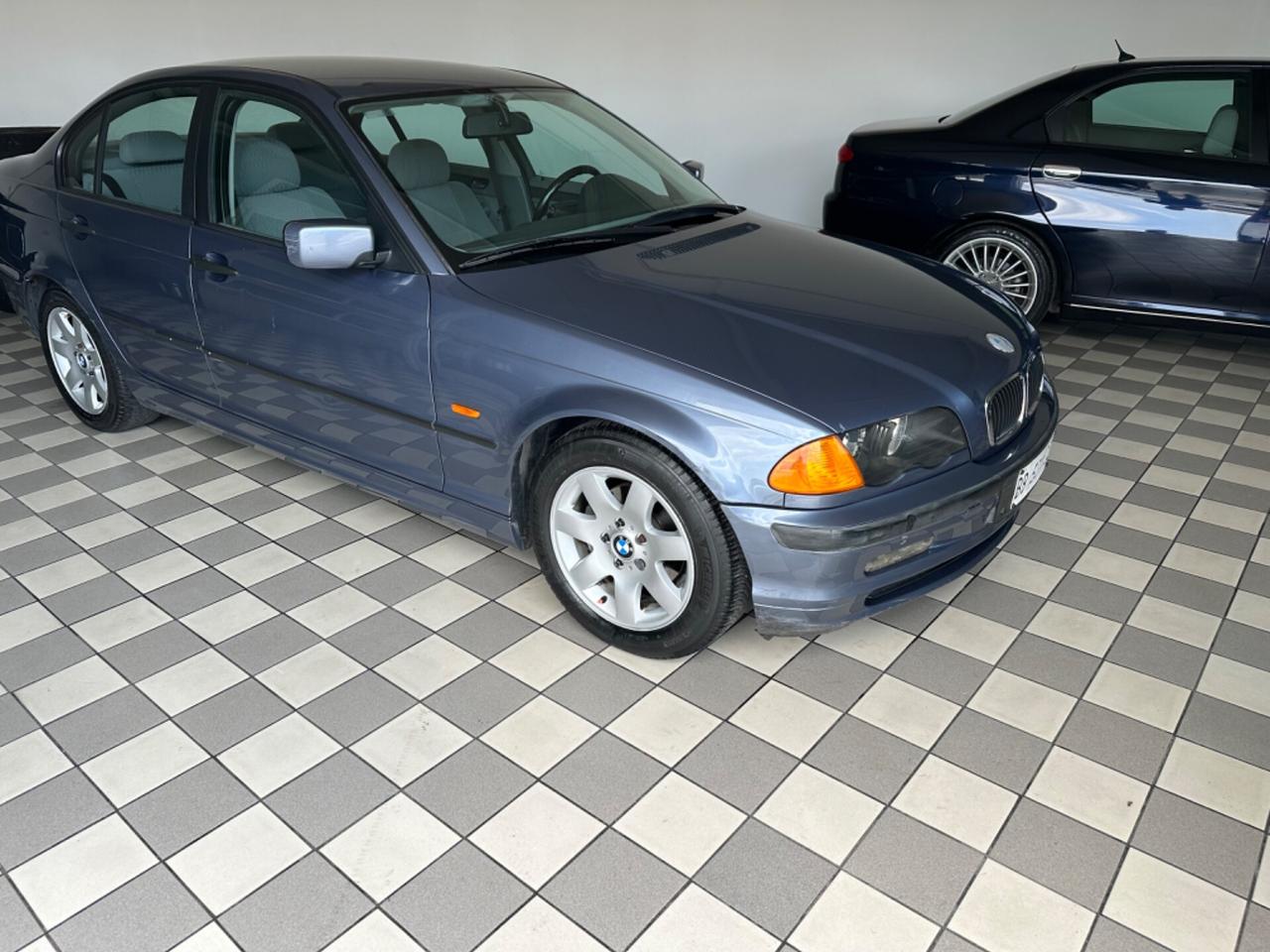 Bmw 318i cat 4 porte UNICO PRORIETARIO