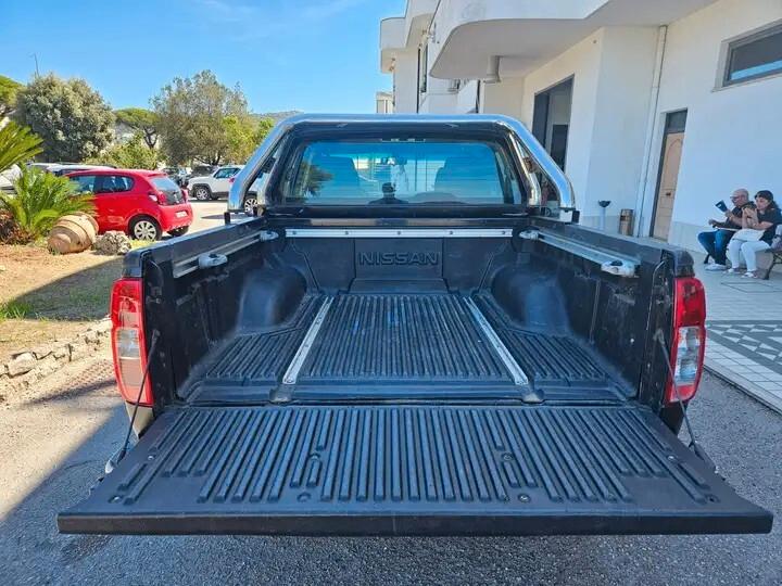 Nissan Navara 2.5 dCi 4 porte Double Cab SE
