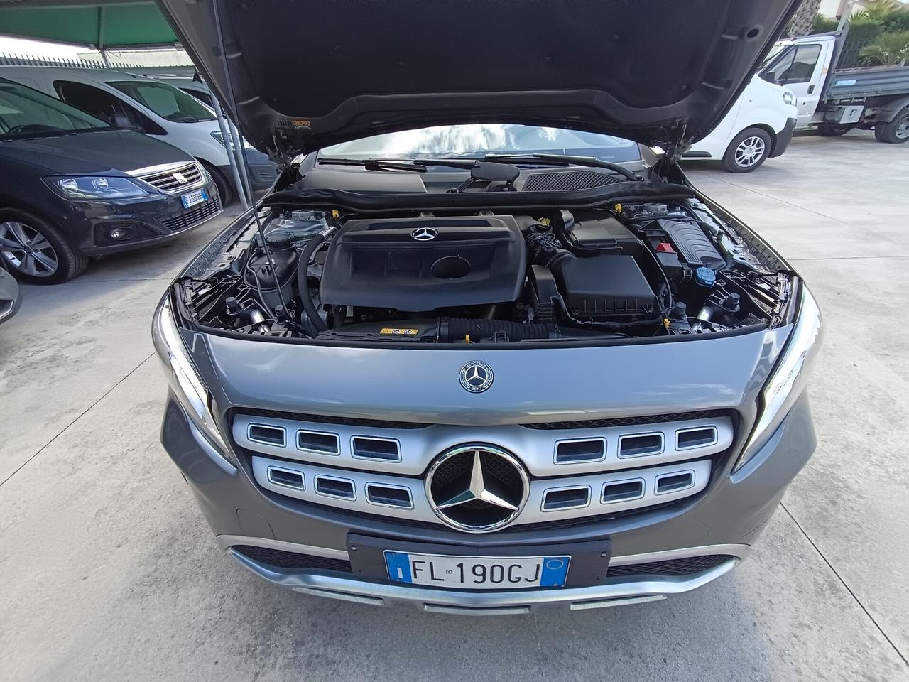 Mercedes-benz GLA 180 d Automatic Premium
