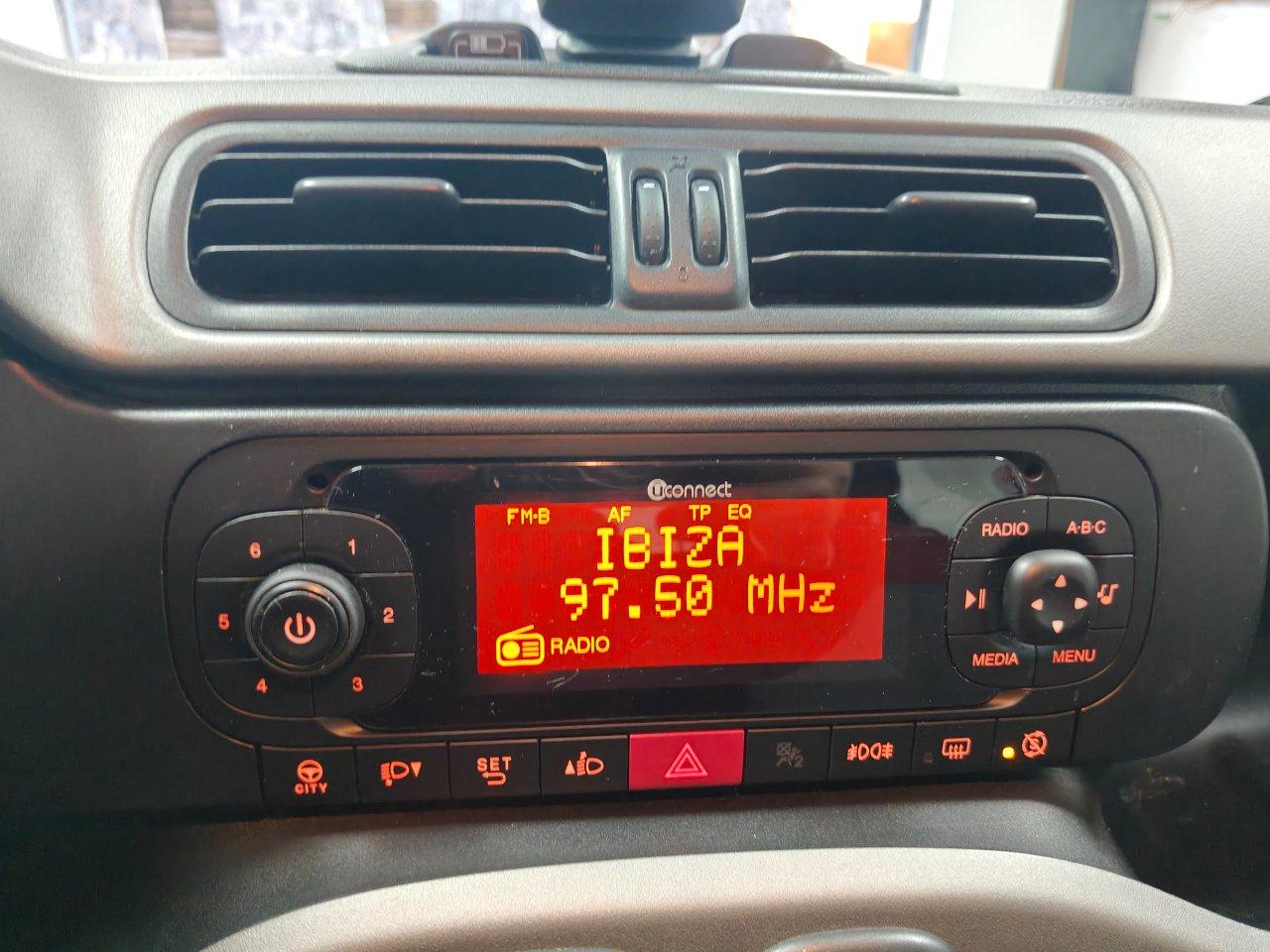 Fiat Panda 1.3 mjt 16v Lounge s&s 95cv LEGGI