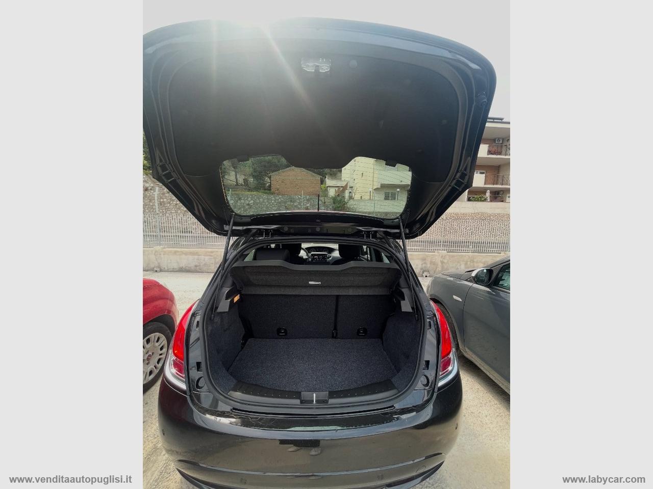 LANCIA Ypsilon 1.2 69 CV 5p. GPL A. Ferretti