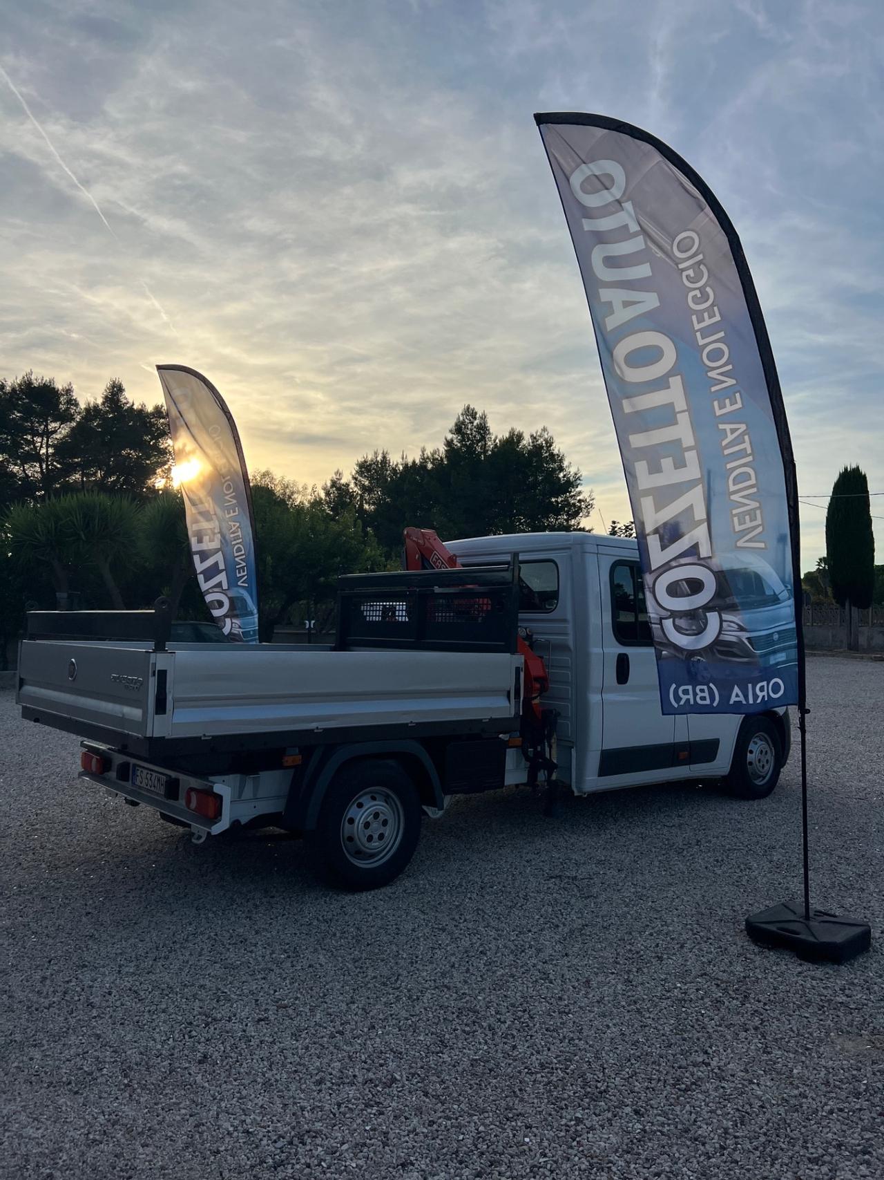 Fiat Ducato con Gru doppia cabina 7 posti